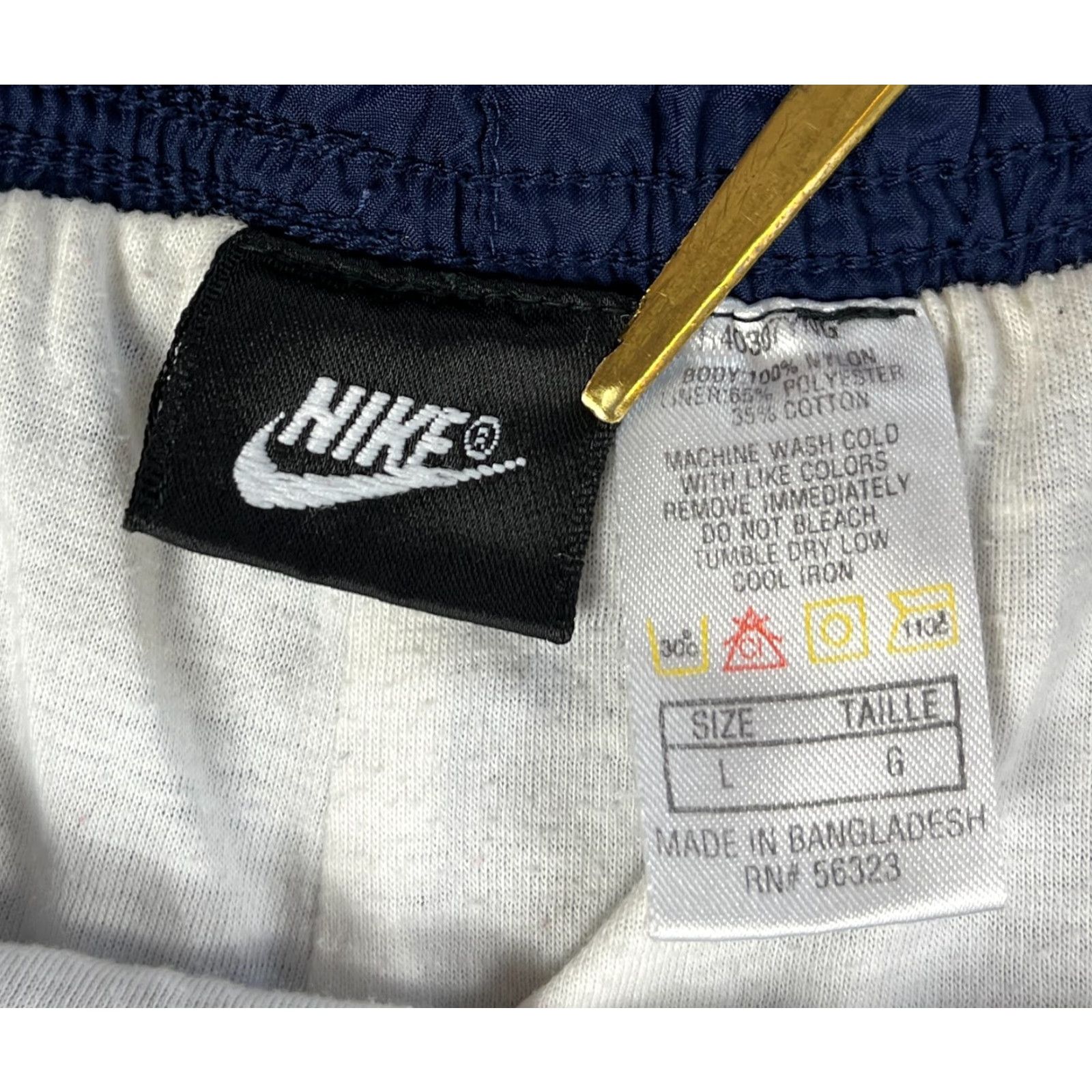 Nike Nike Men's Vintage Nylon Track Pants Lined Navy Blue 90s Sz L Athletic Pockets Size US 33 - 4 Thumbnail