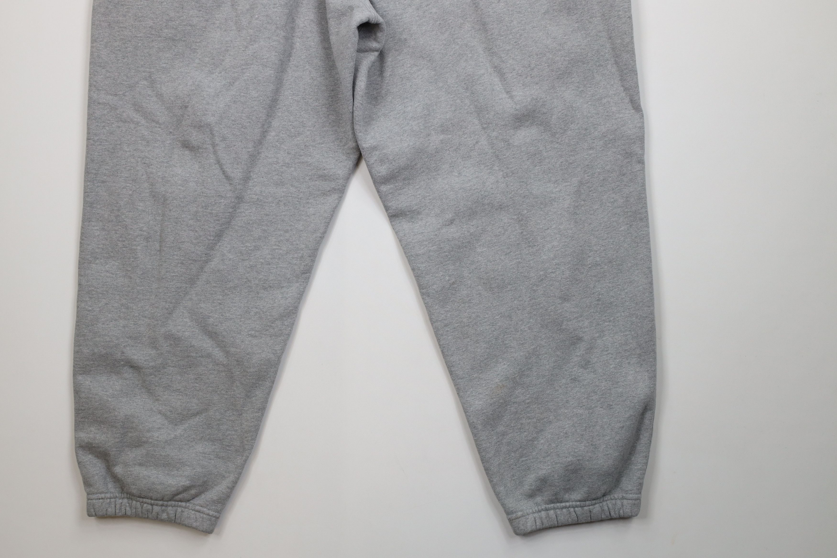 Nike Vintage Y2K Nike Mini Swoosh Heavyweight Sweatpants Joggers Size US 40 / EU 56 - 11 Thumbnail