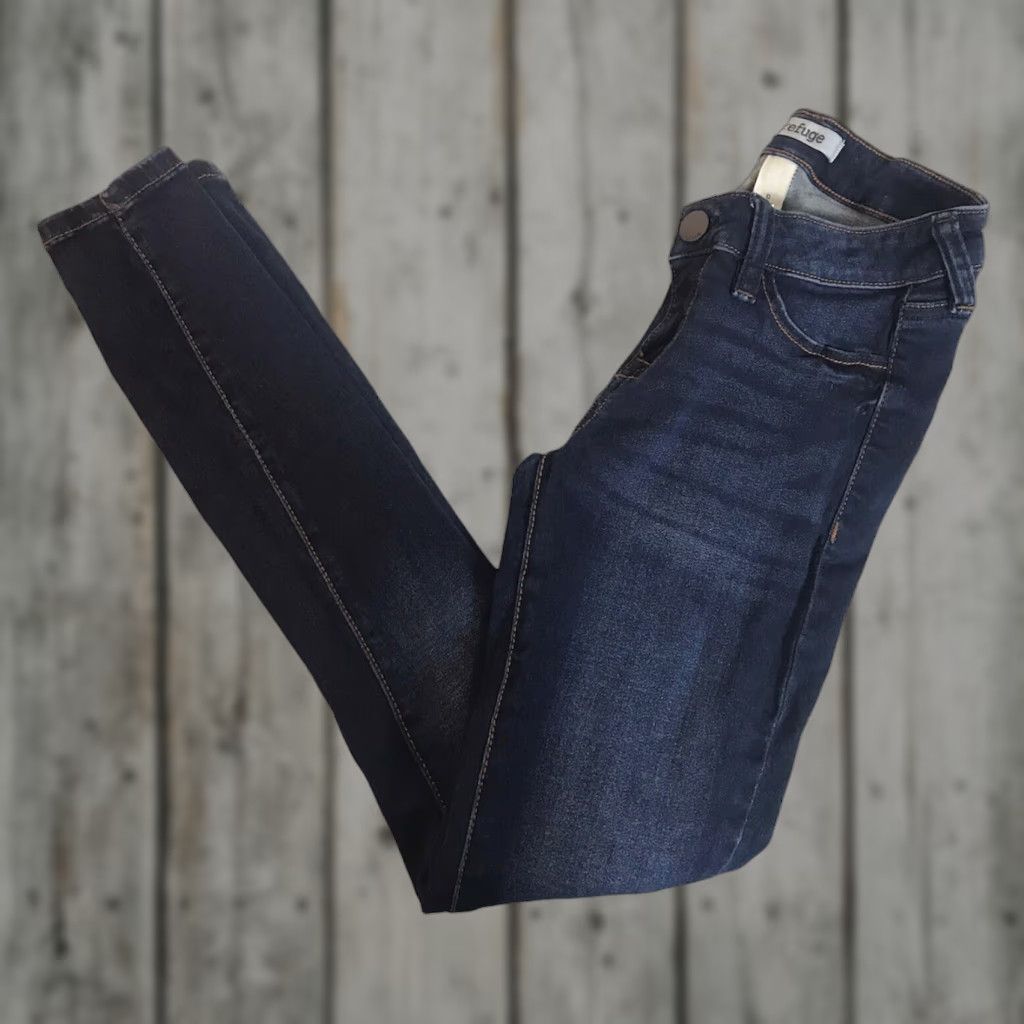 Vintage Refuge Jeans Womens Skinny Dark Wash Blue Stretch Size 0 Low Rise 29in Inseam 5-Pocket Denim Cotton Blend Zip Button Casual Womens Jeans Size 25" / US 0 / IT 36 - 1 Thumbnail