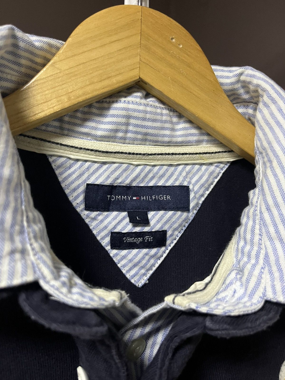 Tommy Hilfiger Tommy Hilfiger Varsity New York University Vintage Fit Polo Size US L / EU 52-54 / 3 - 2 Thumbnail