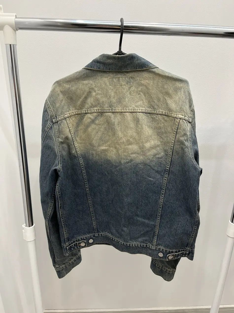 Iceberg Vintage Iceberg Jeans Washed Distressed Denim Jacket Size US L / EU 52-54 / 3 - 2 Thumbnail