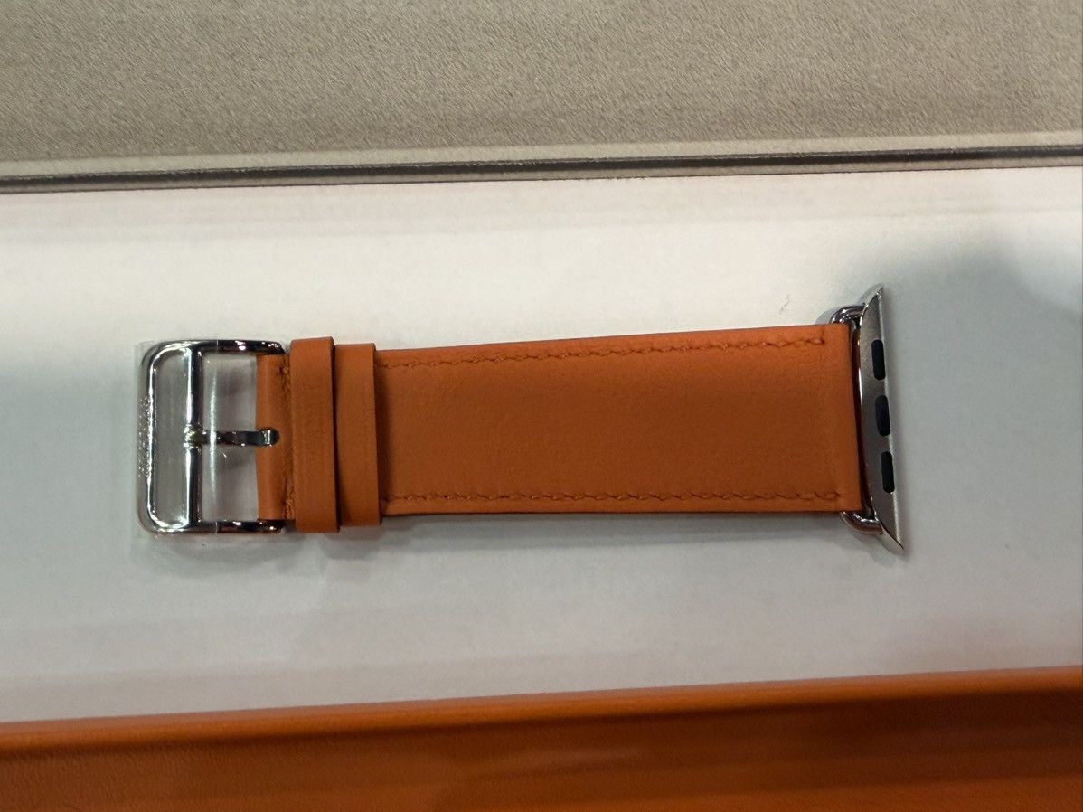 Hermes Hermes Apple Watch leather Band Orange 45mm 100% Authentic Size ONE SIZE - 2 Thumbnail