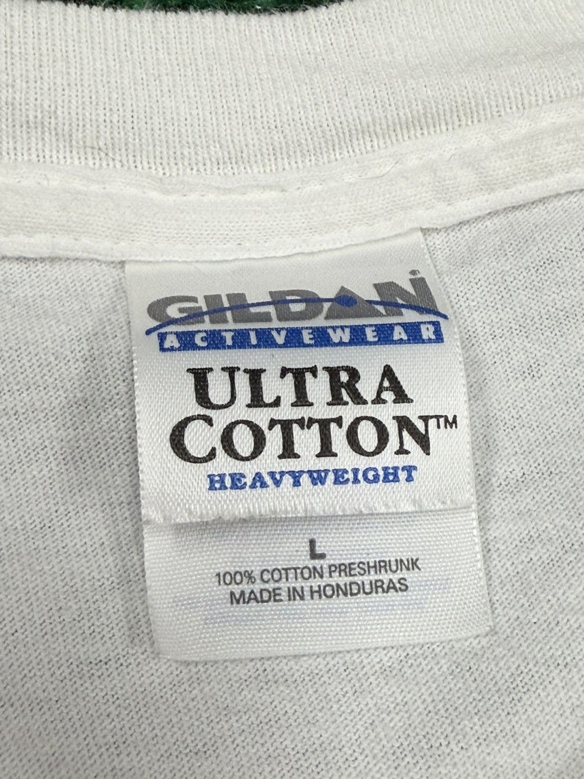 Gildan × Vintage Vintage Cartoon Cow Tee White Large Santa Large Size US L / EU 52-54 / 3 - 7 Thumbnail