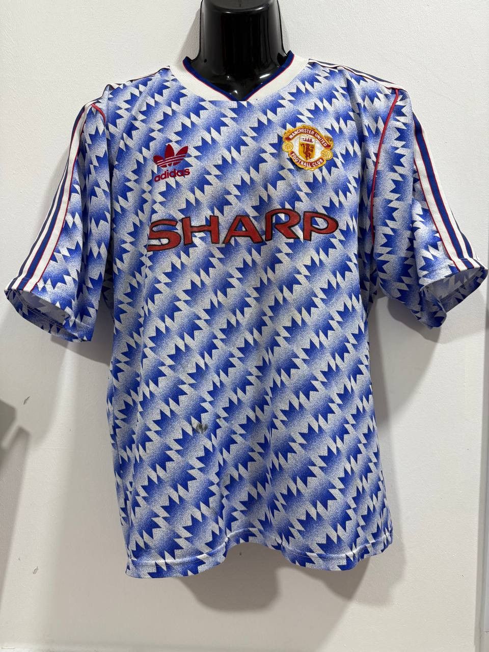 Adidas Vintage Adidas Manchester United Jersey 1990–92 – Size L Size US L / EU 52-54 / 3 - 1 Thumbnail