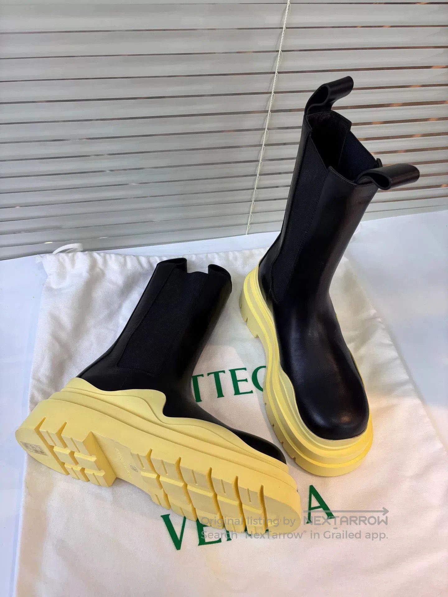 Bottega Veneta BV Black Yellow Chelsea Mid. Size US 5.5 / IT 35.5 - 7 Thumbnail