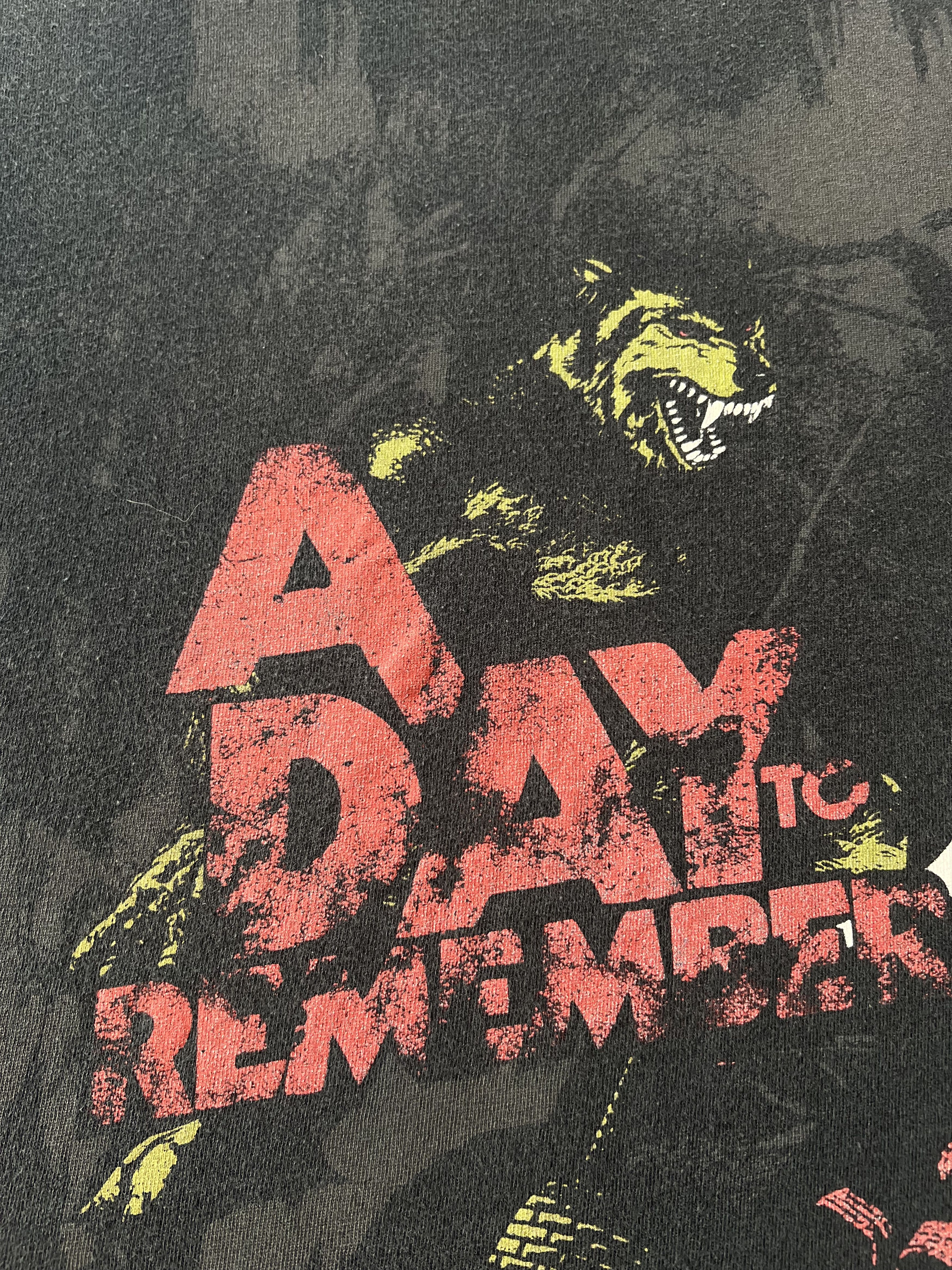 Band Tees Vintage 2000s A Day Remember ADTR Black T-shirt Size US L / EU 52-54 / 3 - 4 Thumbnail