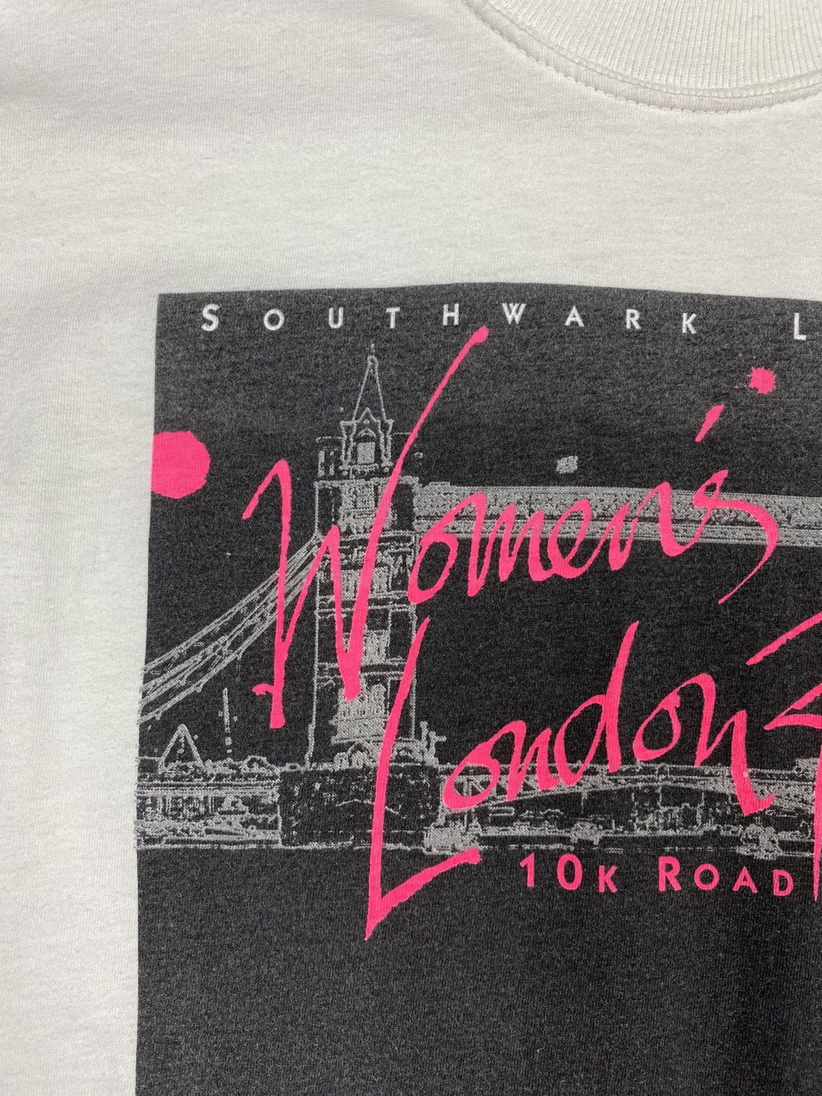 Adidas × Vintage Vintage Women’s London Run 10k Road Race By Adidas Tee 98s Size S / US 4 / IT 40 - 7 Thumbnail