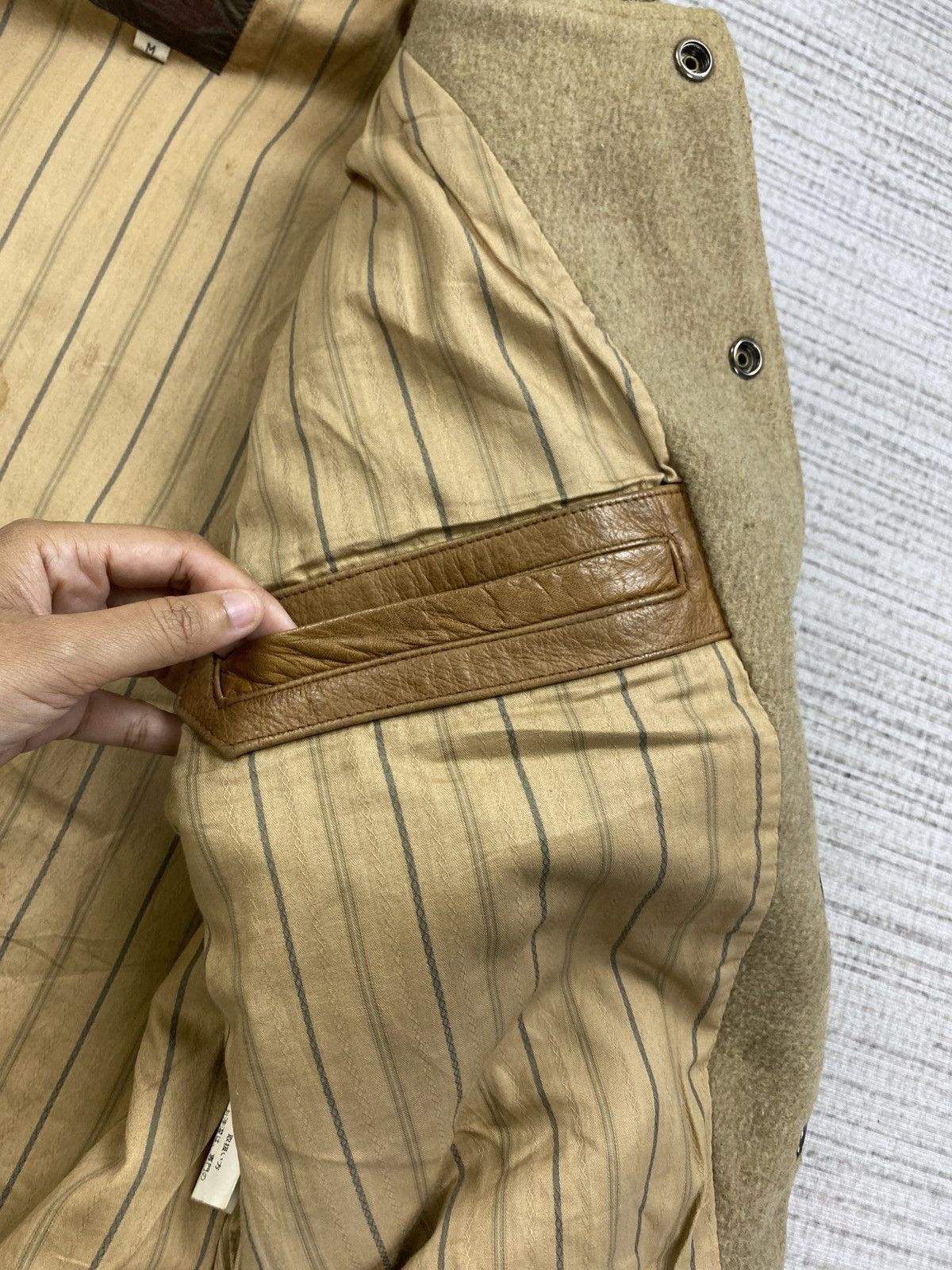 Japanese Brand × Vintage Vintage Ba-Tsu Co. league Leather Sleeve Varsity Jacket Size US L / EU 52-54 / 3 - 9 Thumbnail