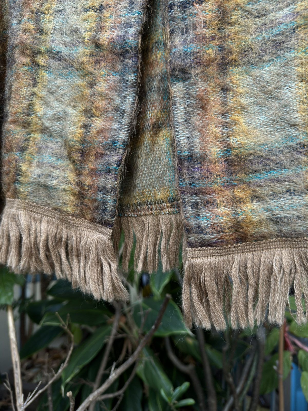 Vintage 1960s Rannoch Designs Wool & Mohair Fringed Plaid Cape Size ONE SIZE - 5 Thumbnail
