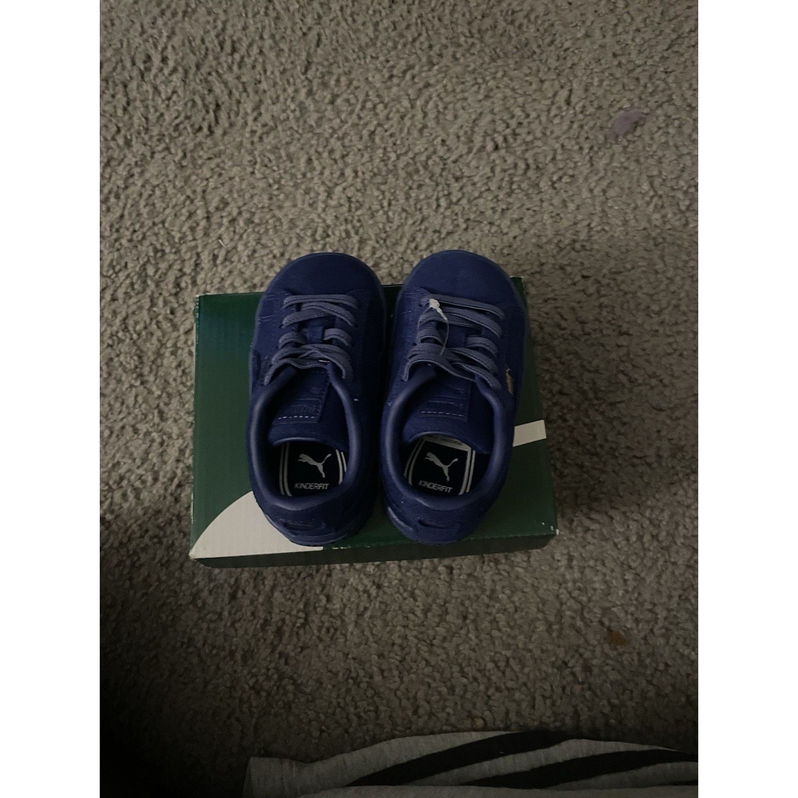 Puma Size 5c- Puma Kids Blue Classic Suede Sneakers Shoes Size US 5 / EU 37 - 4 Thumbnail
