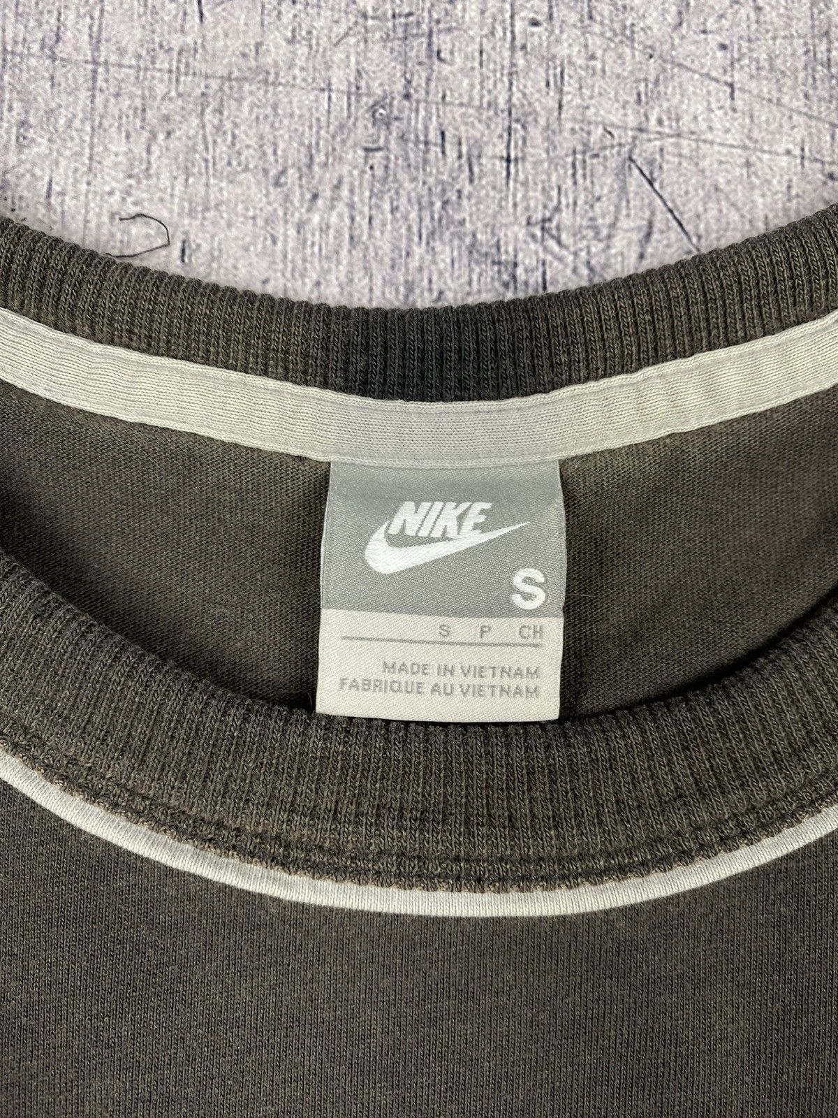 Nike × Vintage Vintage Nike Distressed drill Tee T Shirts Size US S / EU 44-46 / 1 - 7 Thumbnail