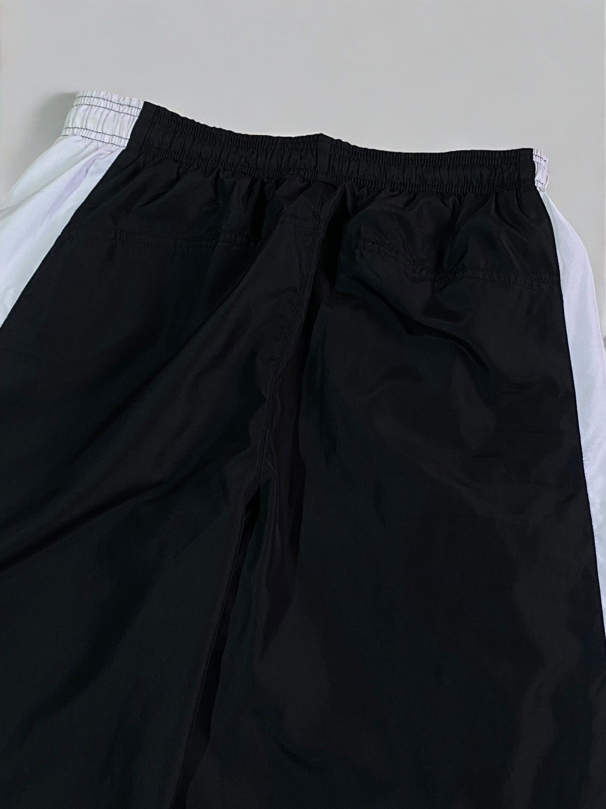 Nike 🔥 Y2k NIKE AIRMAX SERIES 87 PANTS DRILL NYLON TECH STYLE Size US 34 / EU 50 - 13 Thumbnail