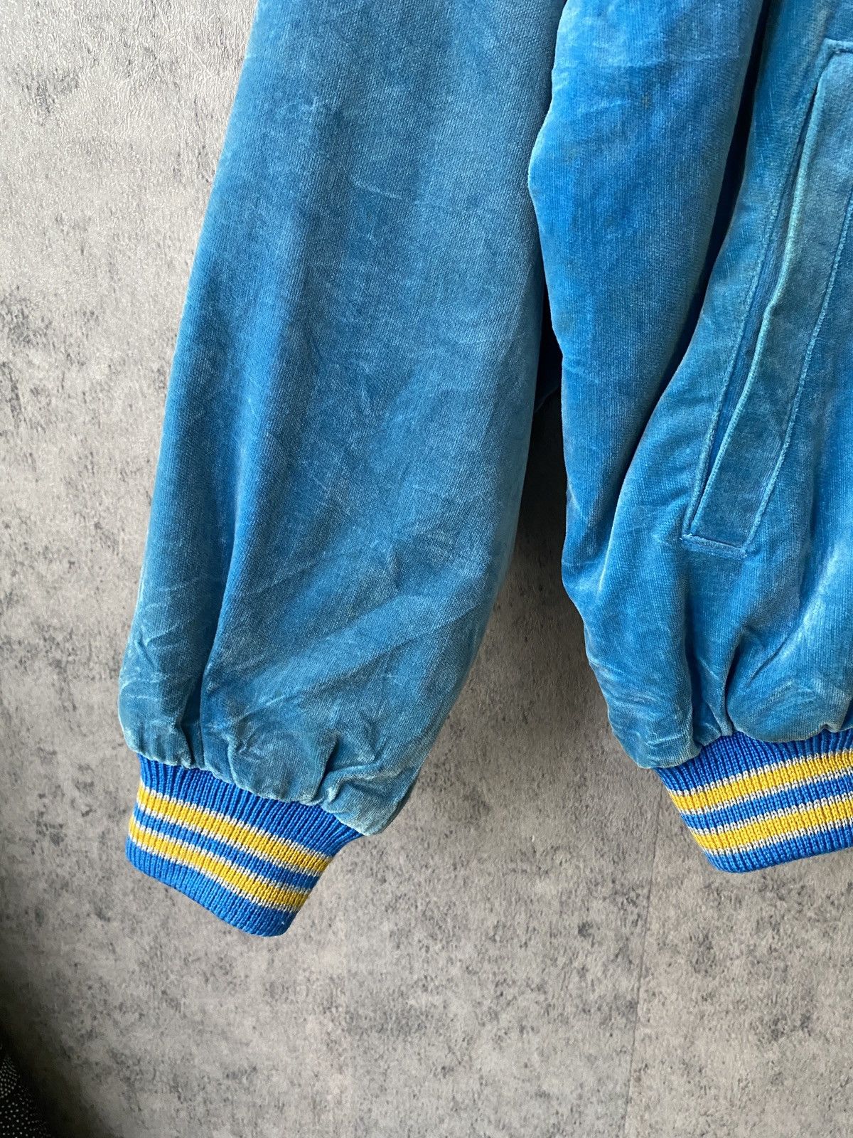 Vintage Vintage 80s O’neill Velvet Varsity Jacket Size US L / EU 52-54 / 3 - 9 Thumbnail