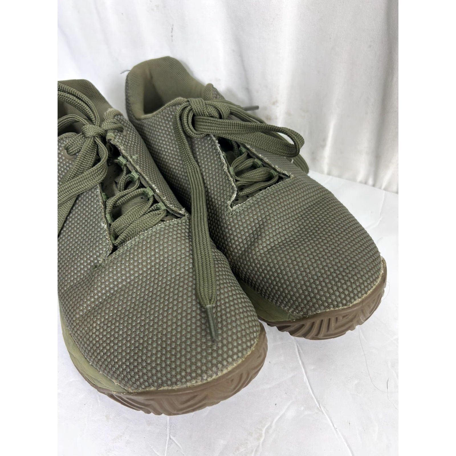 Vintage NOBULL Army Dark Gum Trainer Men’s 7.5 US / 9 Women’s Plus Size Green Sneaker Army Theme Shoes Size US 8 / IT 38 - 2 Thumbnail