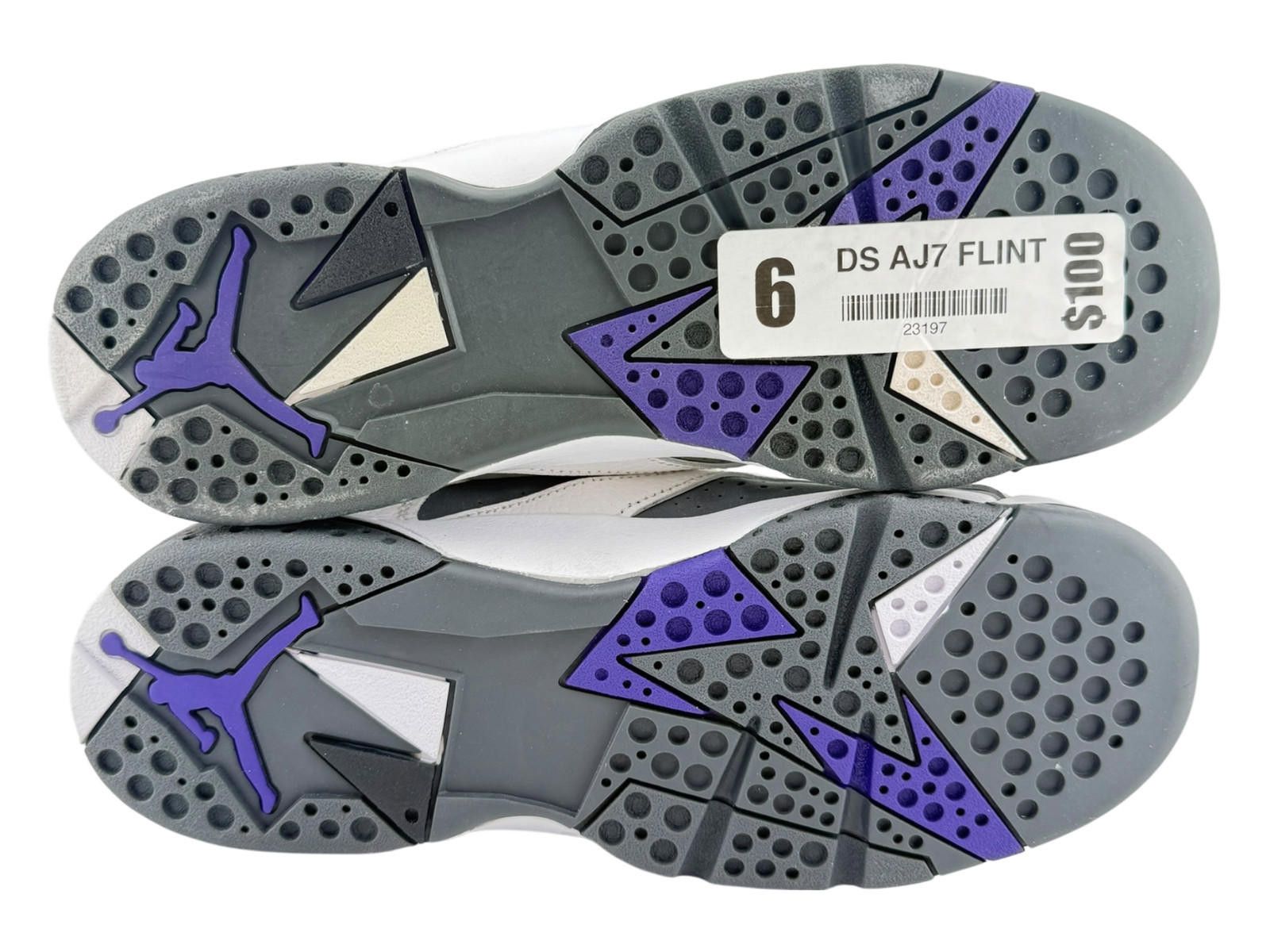 Jordan Brand Air Jordan 7 Retro BG White Varsity Purple 6Y New Size US 6 / EU 39 - 5 Thumbnail