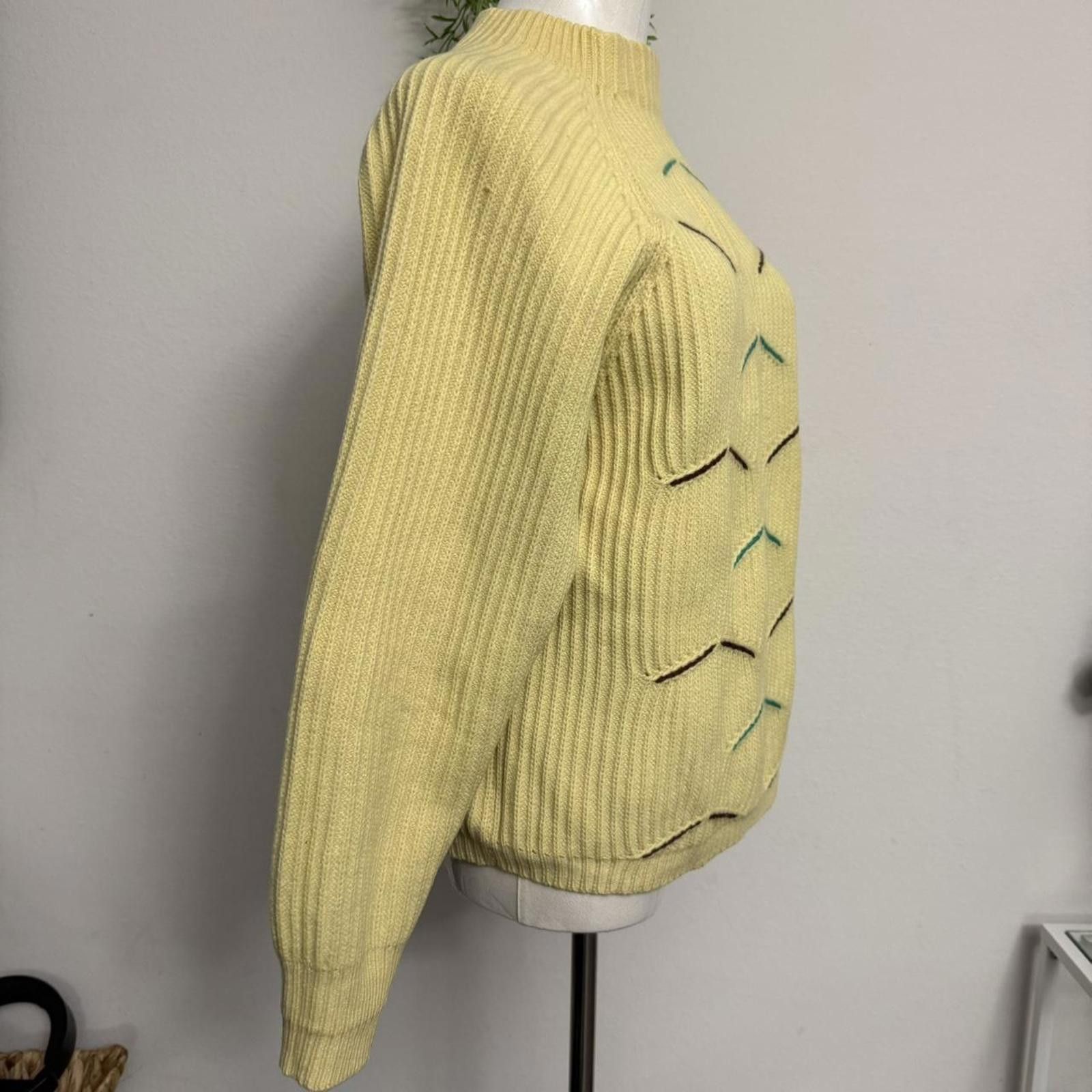 Designer Vintage 70s heavy weight knit sweater Size US M / EU 48-50 / 2 - 3 Thumbnail