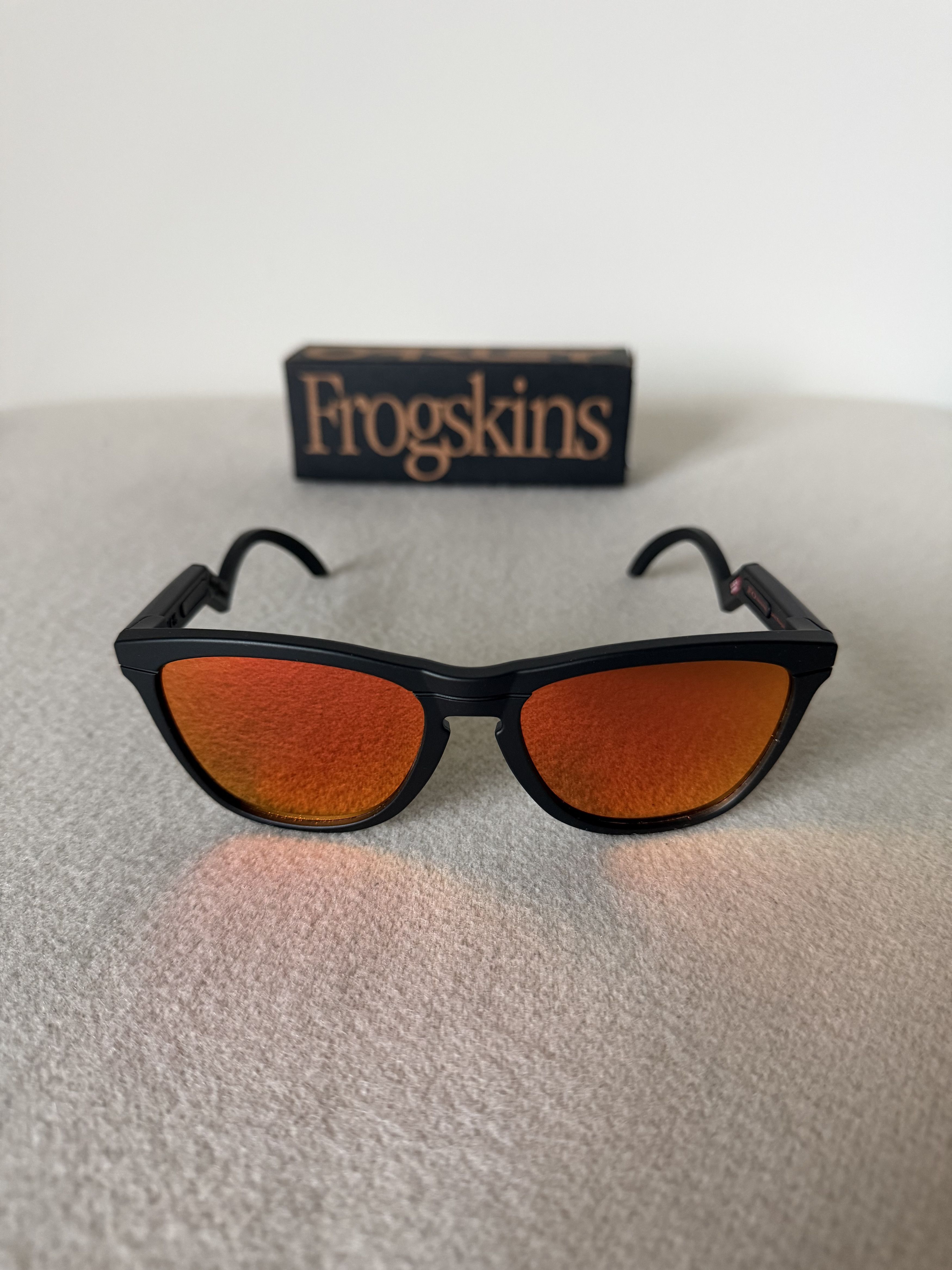Oakley Oakley Albino & Preto Frogskin Sunglasses in Matte Black Size ONE SIZE - 2 Thumbnail