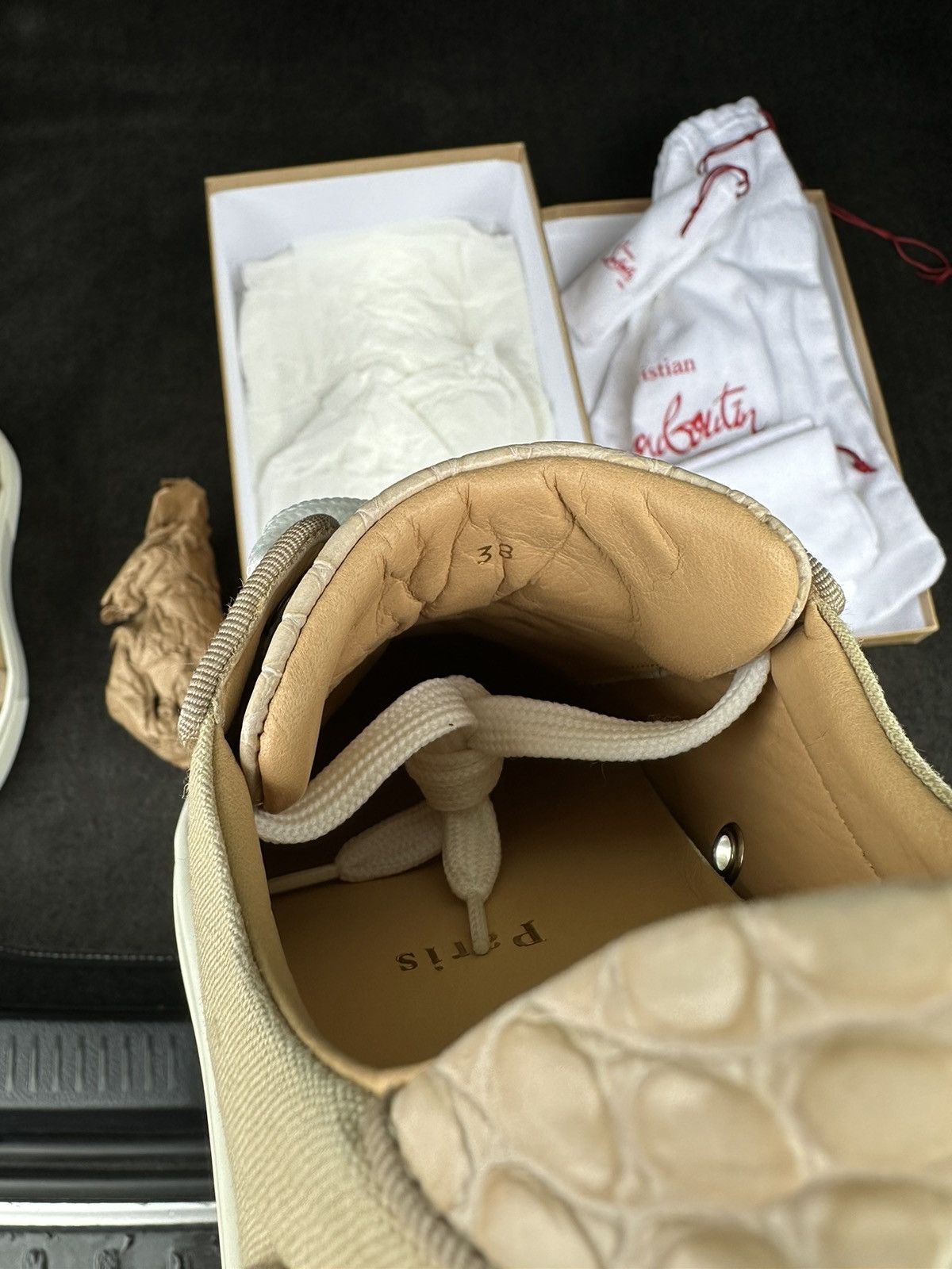 Christian Louboutin Women’s Christian Louboutin Vieirissima Orlato Flat Calf Size US 8 / IT 38 - 4 Thumbnail
