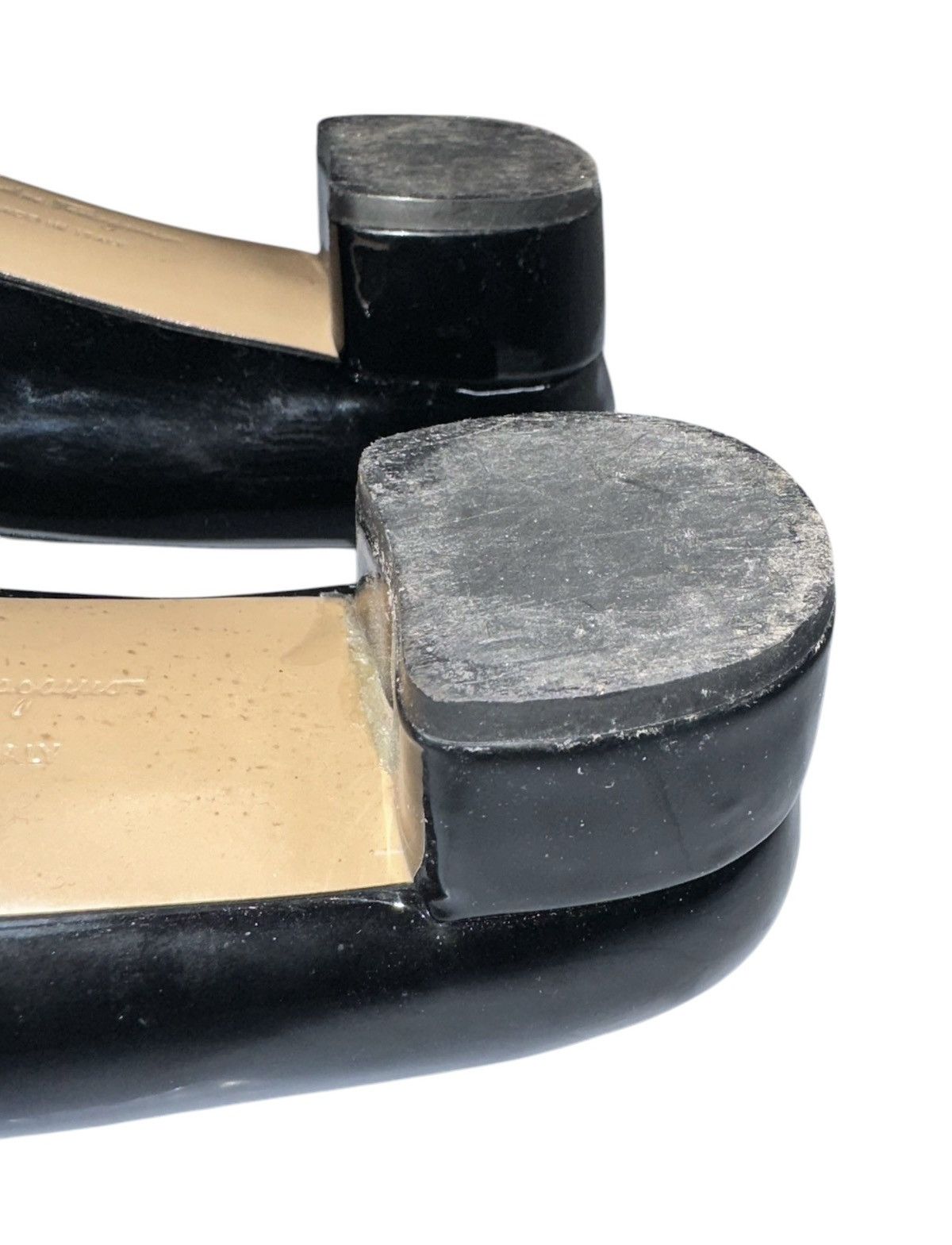 Salvatore Ferragamo Salvatore Ferragamo Black Leather Vera Bow Pump Heel SZ 5D Size US 5 / IT 35 - 7 Thumbnail