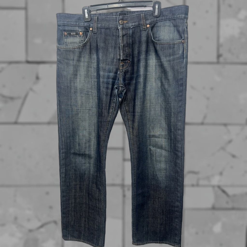 Hugo Boss HUGO BOSS Jeans Mens 38x30 Blue Jeans Straight 90s? No, 38x30? (But keep only original words) Size US 38 / EU 54 - 1 Thumbnail