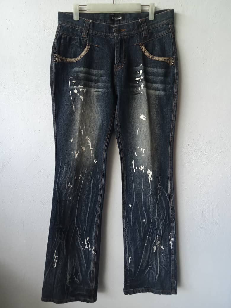 Japanese Brand × Seditionaries Japanese Brand Distressed Paint Splatter Flare Denim Size US 32 / EU 48 - 1 Thumbnail