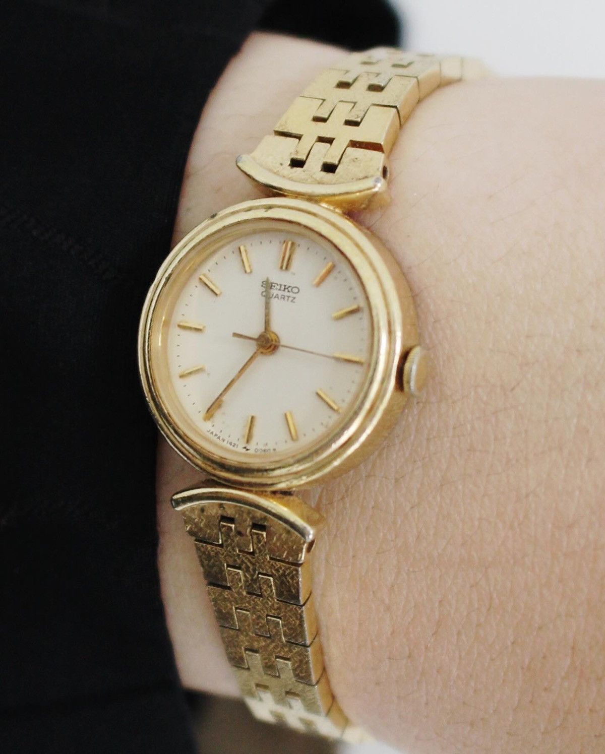 Vintage 1990S SEIKO QUARTZ GOLD PLATED WATCH Size ONE SIZE - 2 Thumbnail