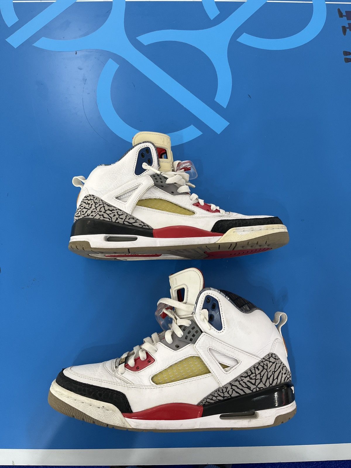 Jordan Brand × Nike 2010 Air Jordan Spizike Mars Size US 10.5 / EU 43-44 - 2 Thumbnail
