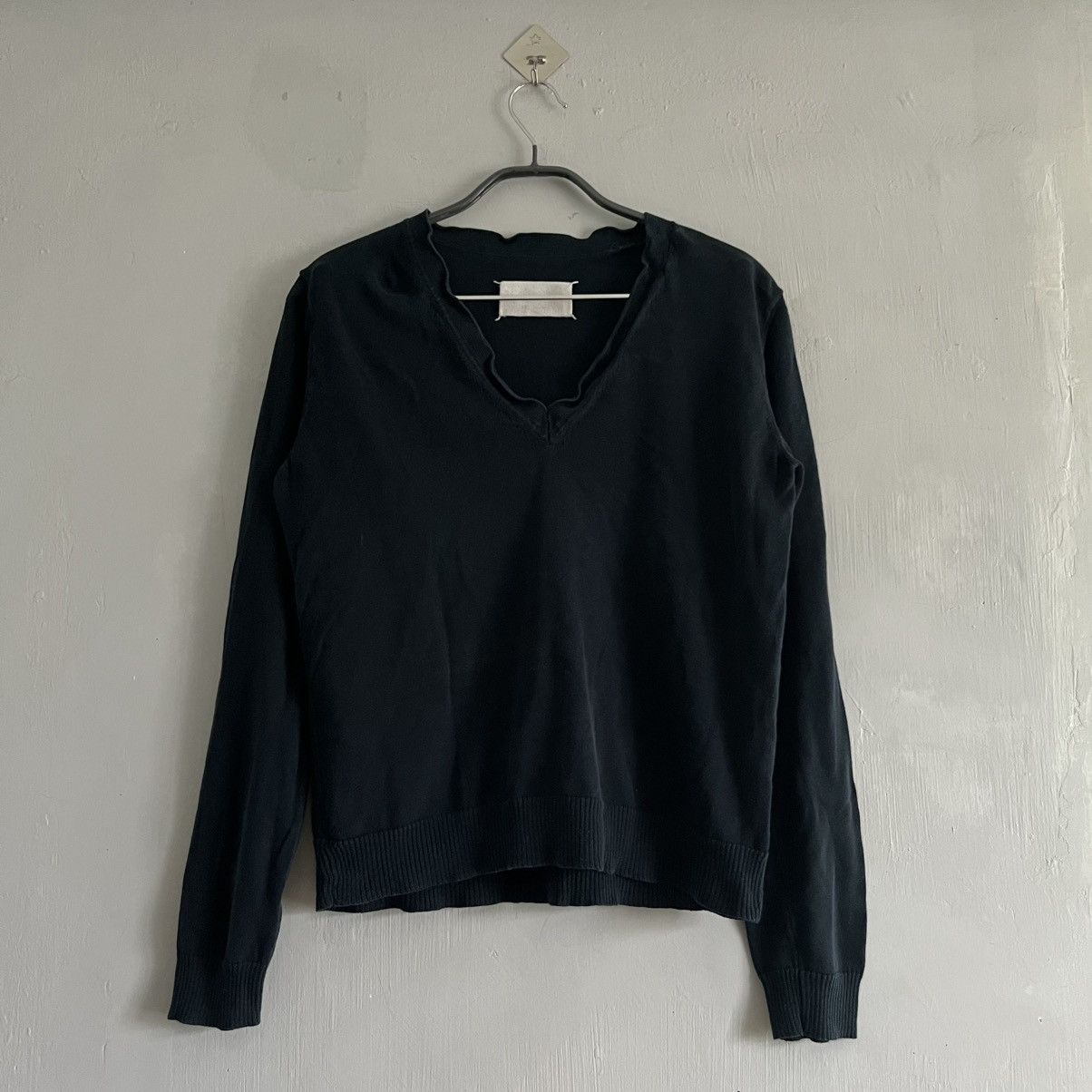 Maison Margiela Early 00's Artisinal Martin Margiela Curl Neckline Sweater Size XL / US 12-14 / IT 48-50 - 1 Thumbnail