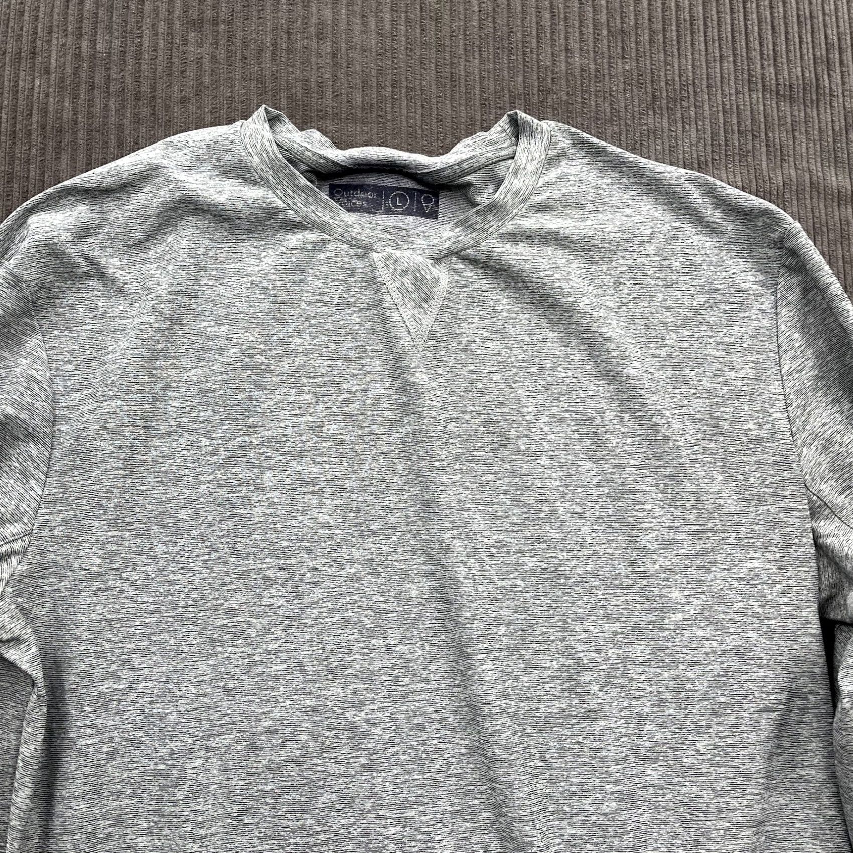 Outdoor Voices Outdoors Voices Sweatshirt Men Size Large Gray Polyester Spandex Pullover Crew Neck All Seasons Gym Workout Size US L / EU 52-54 / 3 - 7 Thumbnail
