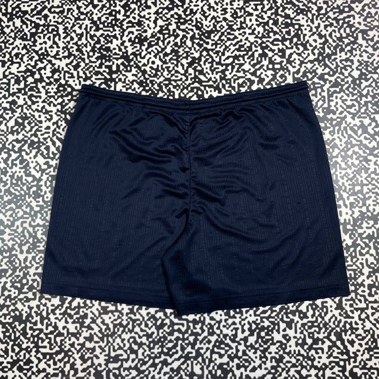 Umbro Vintage 90s Umbro Monogram Retro Casual Sports Style Shorts Size US 36 / EU 52 - 7 Thumbnail