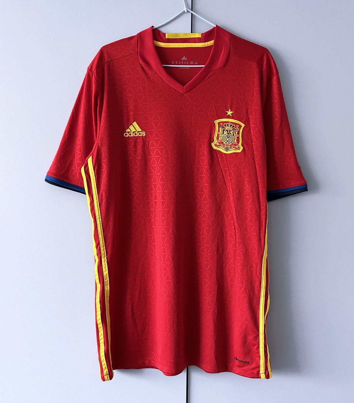 Adidas × Vintage Spain jersey 2016 2017 adidas Size US XL / EU 56 / 4 - 1 Thumbnail