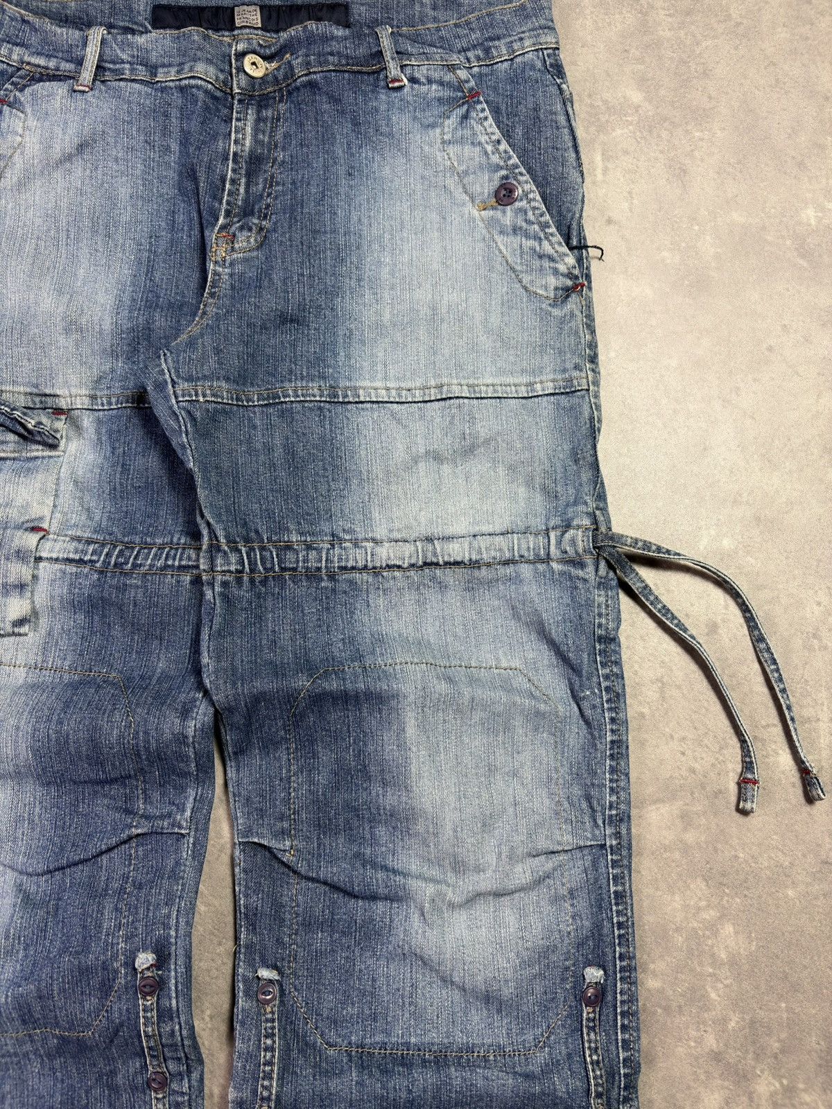 Marithe + Francois Girbaud 00s Marithe + Francois Girbaud Logo Bondage Straps Denim 32 Size US 32 / EU 48 - 7 Thumbnail