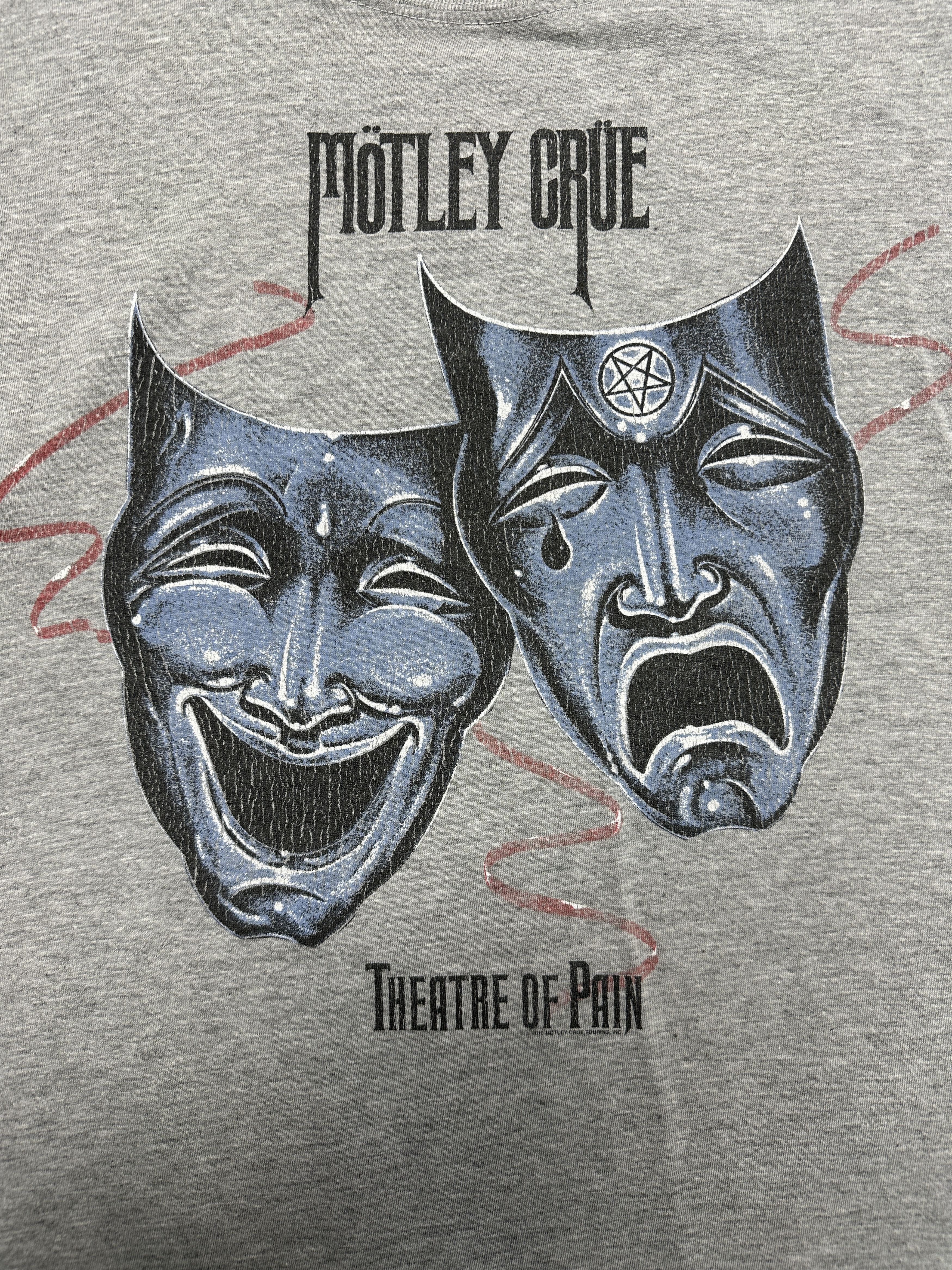 Band Tees Motley Crue Theatre of Pain 2010 Mens Rock Band T-Shirt Size US L / EU 52-54 / 3 - 3 Thumbnail