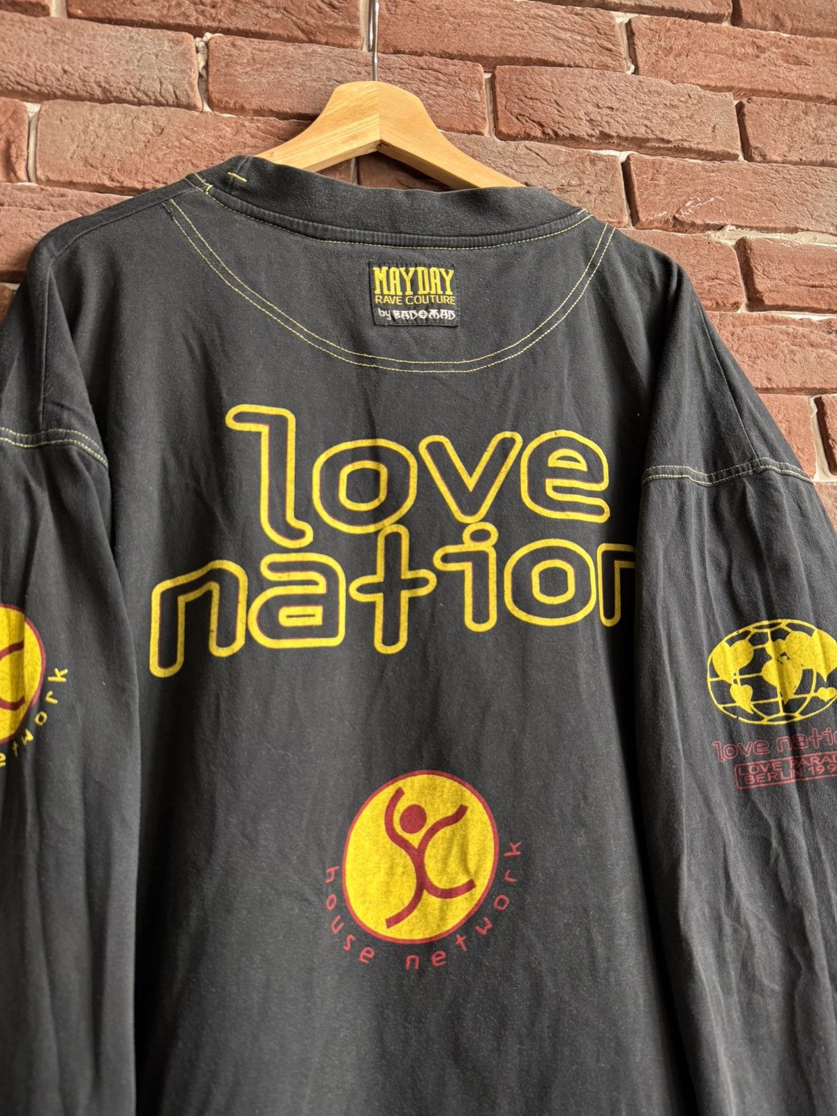 Band Tees 90s MayDay Bad+Mad Love Parade rave vintage long Techno tee Size US XXL / EU 58 / 5 - 10 Thumbnail