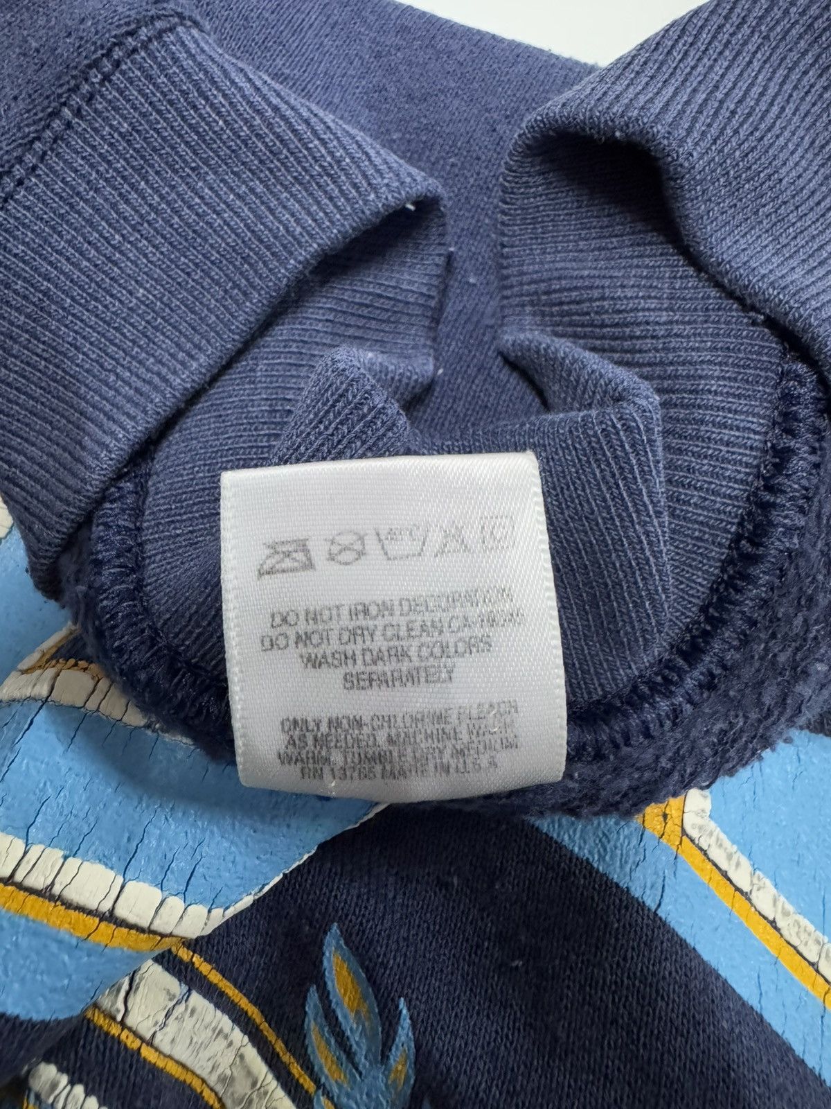 Fruit Of The Loom Vintage Sun Faded University UCLA Big Logo Sweatshirt Size US XL / EU 56 / 4 - 10 Thumbnail