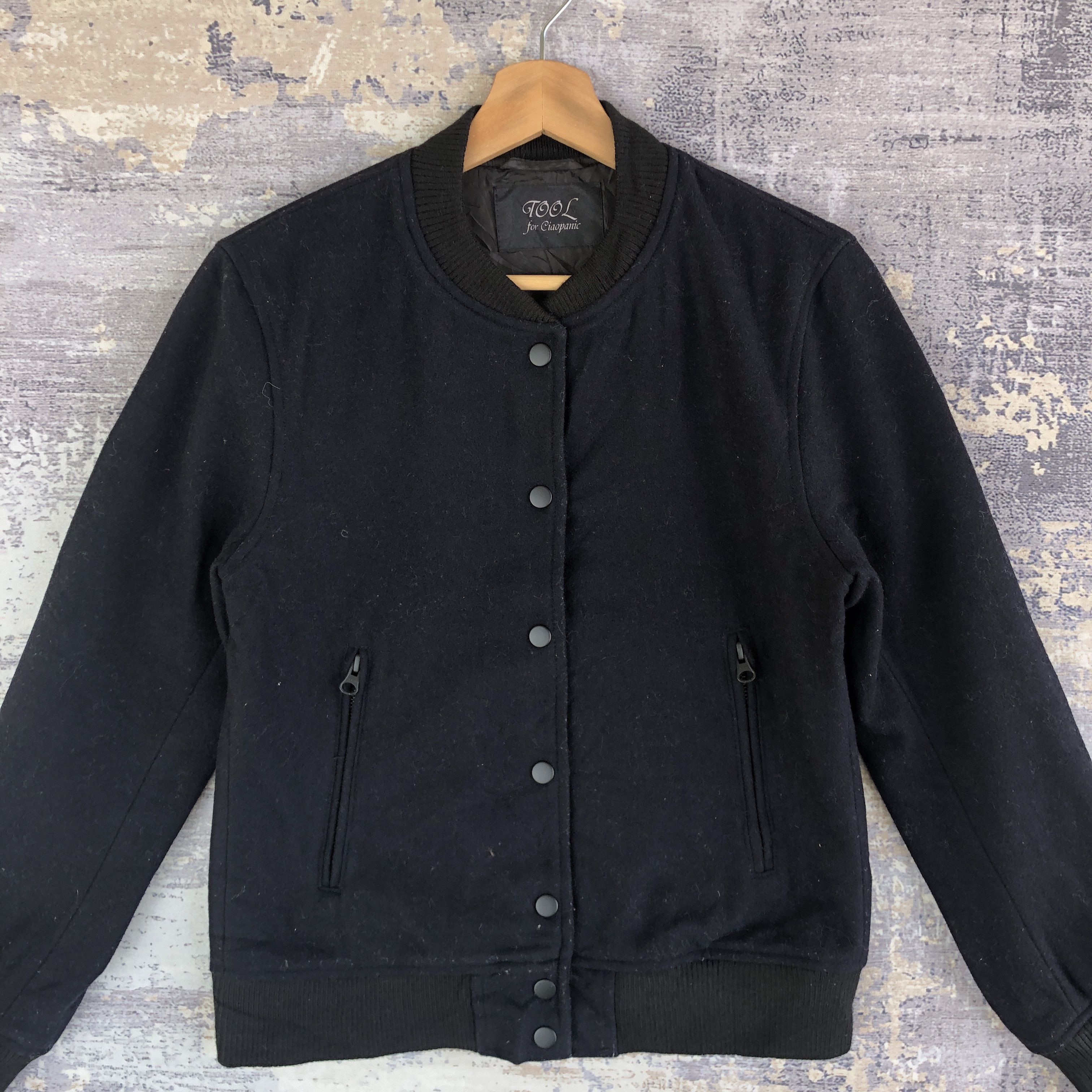 Vintage Vintage 90s Tool Varsity Jacket Japanese Tool Wool Jackets Size US XS / EU 42 / 0 - 3 Thumbnail