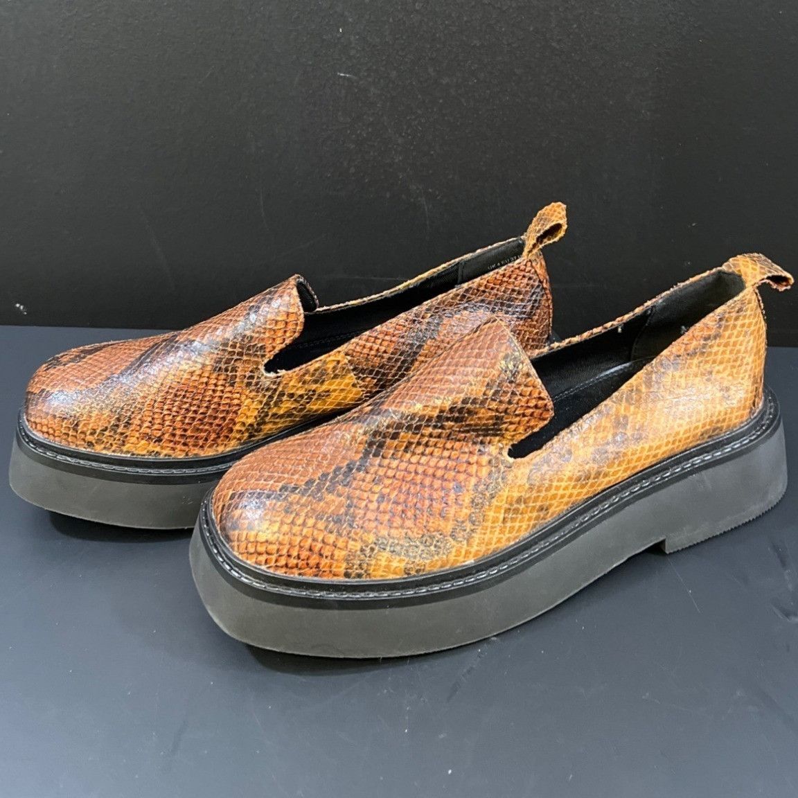 Asos Asos Design Women's Brown Snake Print Shoes/Loafers Sz 6 SKU Size US 6 / IT 36 - 2 Thumbnail