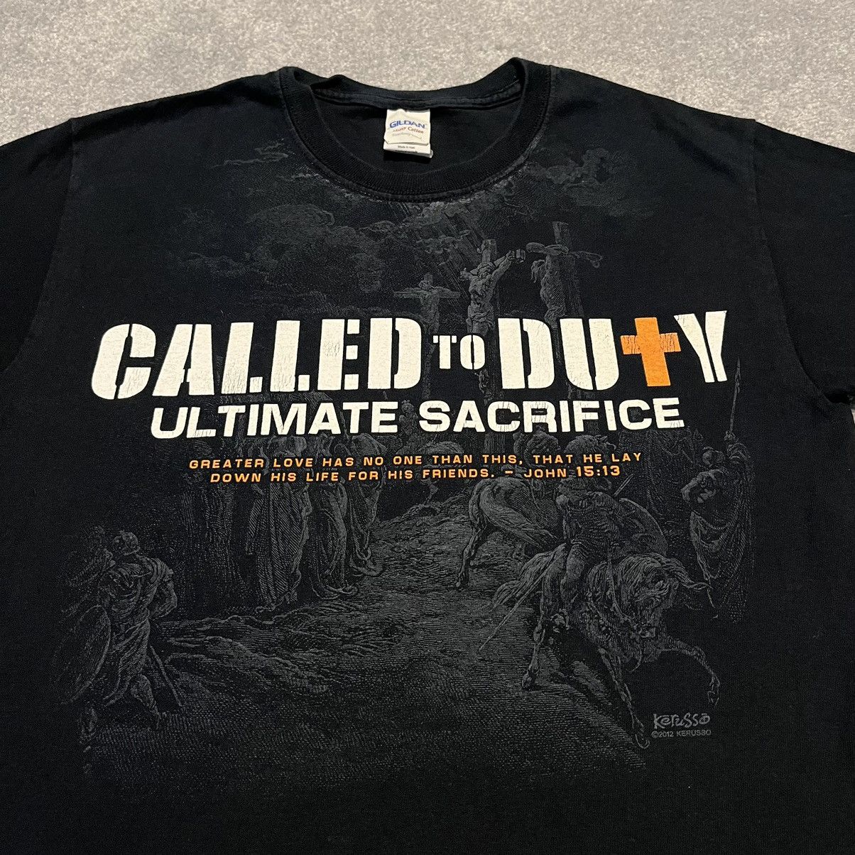 Vintage Vintage Y2K Call of Duty Ultimate Sacrifice Jesus Parody Tee Size US S / EU 44-46 / 1 - 1 Thumbnail
