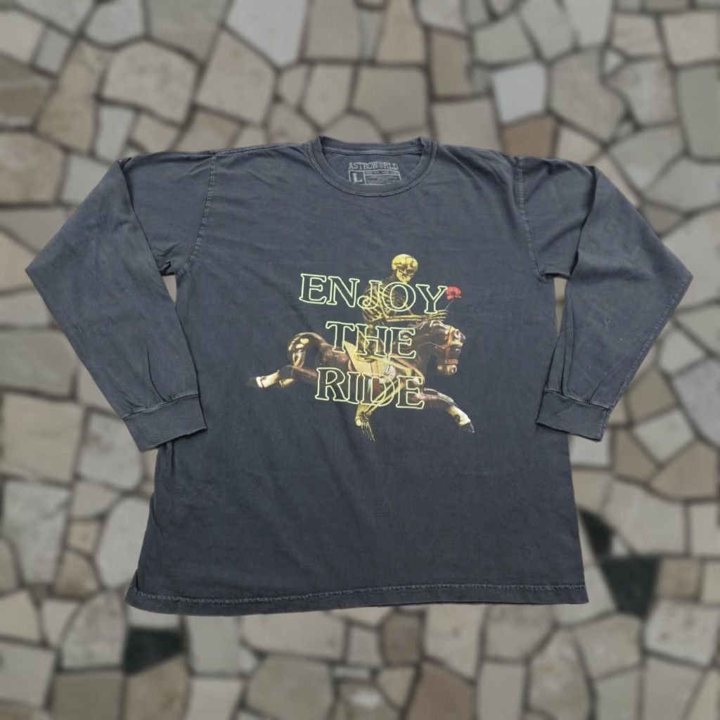 Travis Scott Astroworld Shirt Mens Large Black Enjoy The Ride T-Shirt Hip Hop Concert Skull Graphic Print Crew Neck Long Sleeve” Size US L / EU 52-54 / 3 - 1 Thumbnail