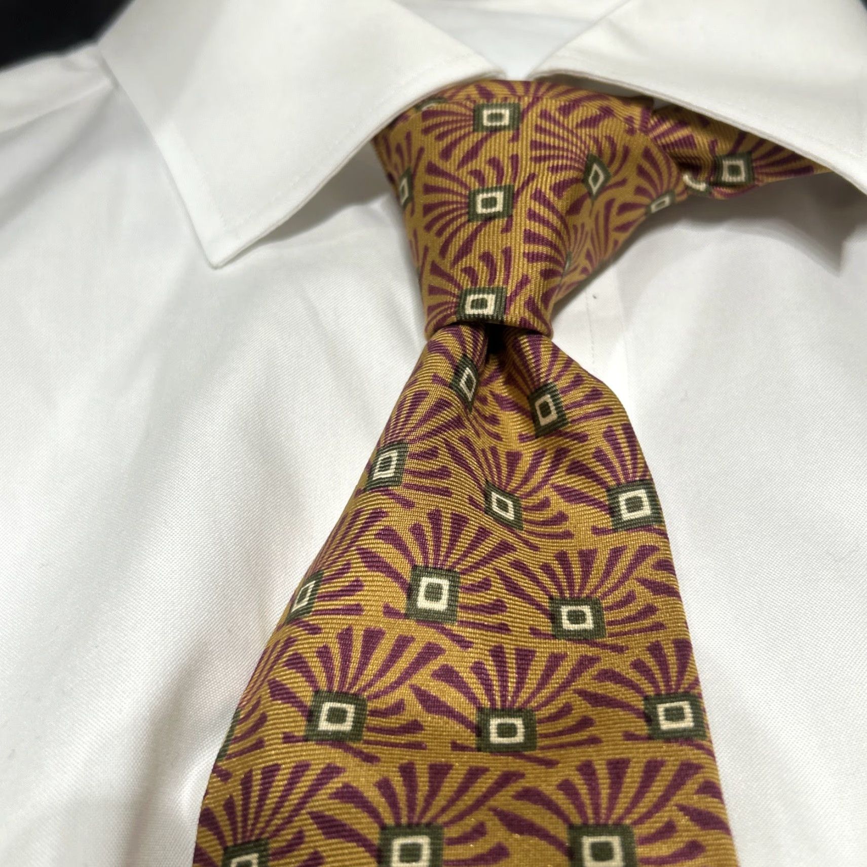 Vintage VINTAGE Burke & Boswell Silk Tie Mens Abstract Geometric Necktie Made in Canada 3.75"W Size ONE SIZE - 3 Thumbnail