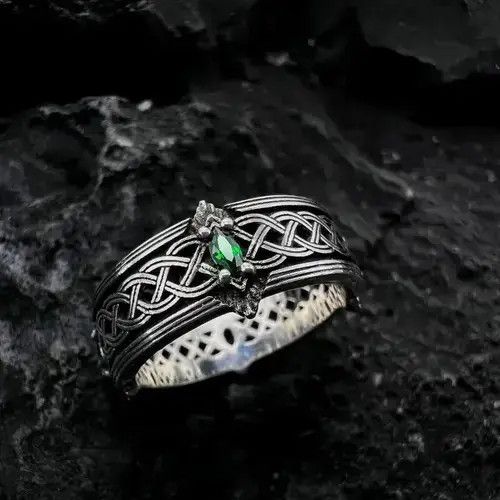 Other Green Zircon Adjustable Ring Size ONE SIZE - 1 Thumbnail