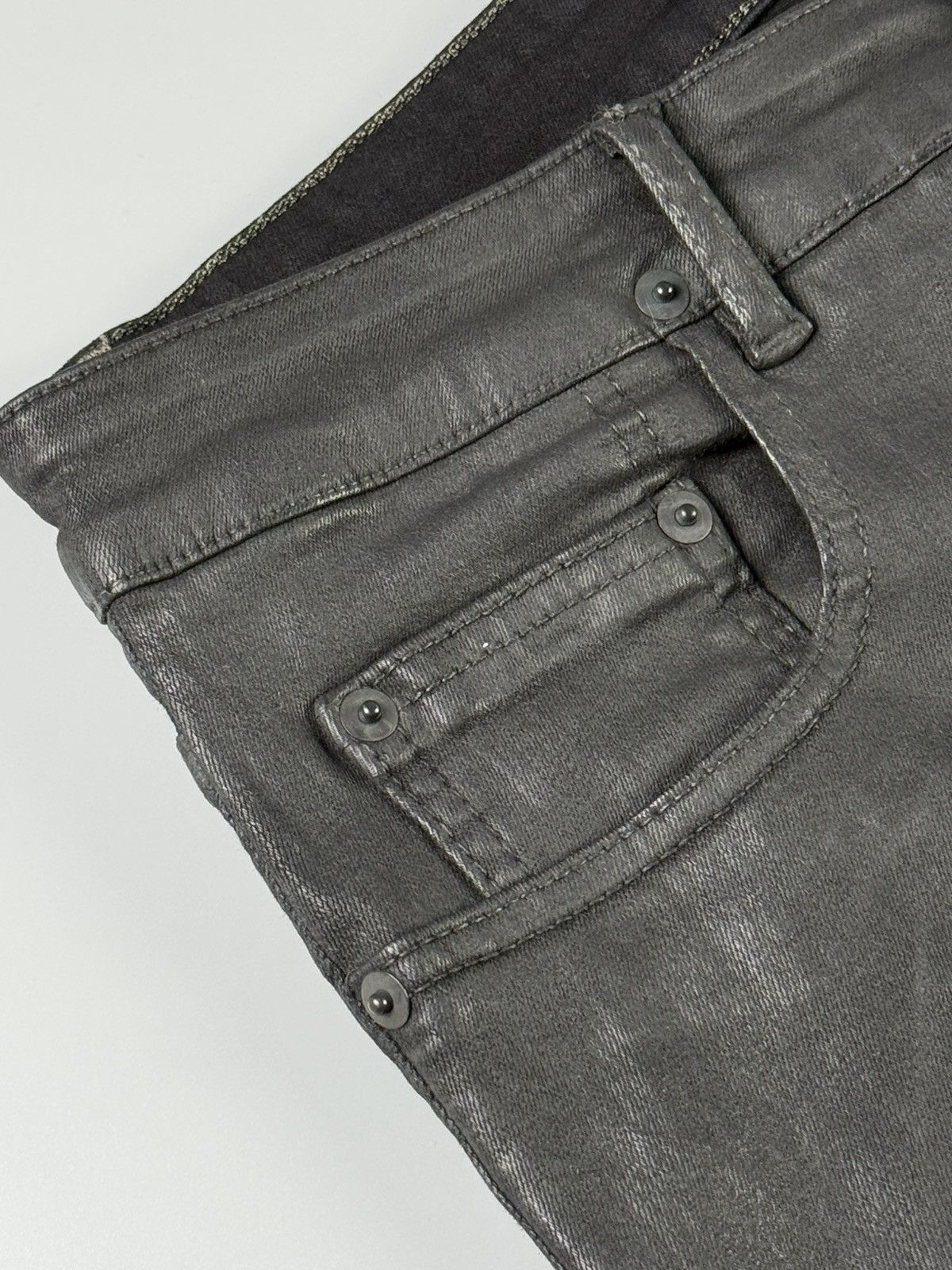 Rick Owens Drkshdw Rick Owens Drkshdw - S/S18 Detroit Cut Waxed Jeans Size US 32 / EU 48 - 7 Thumbnail