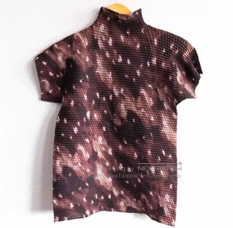 Issey Miyake Issey Miyake Deer Pattern Short Sleeve Turtleneck Top Size M / US 6-8 / IT 42-44 - 2 Thumbnail