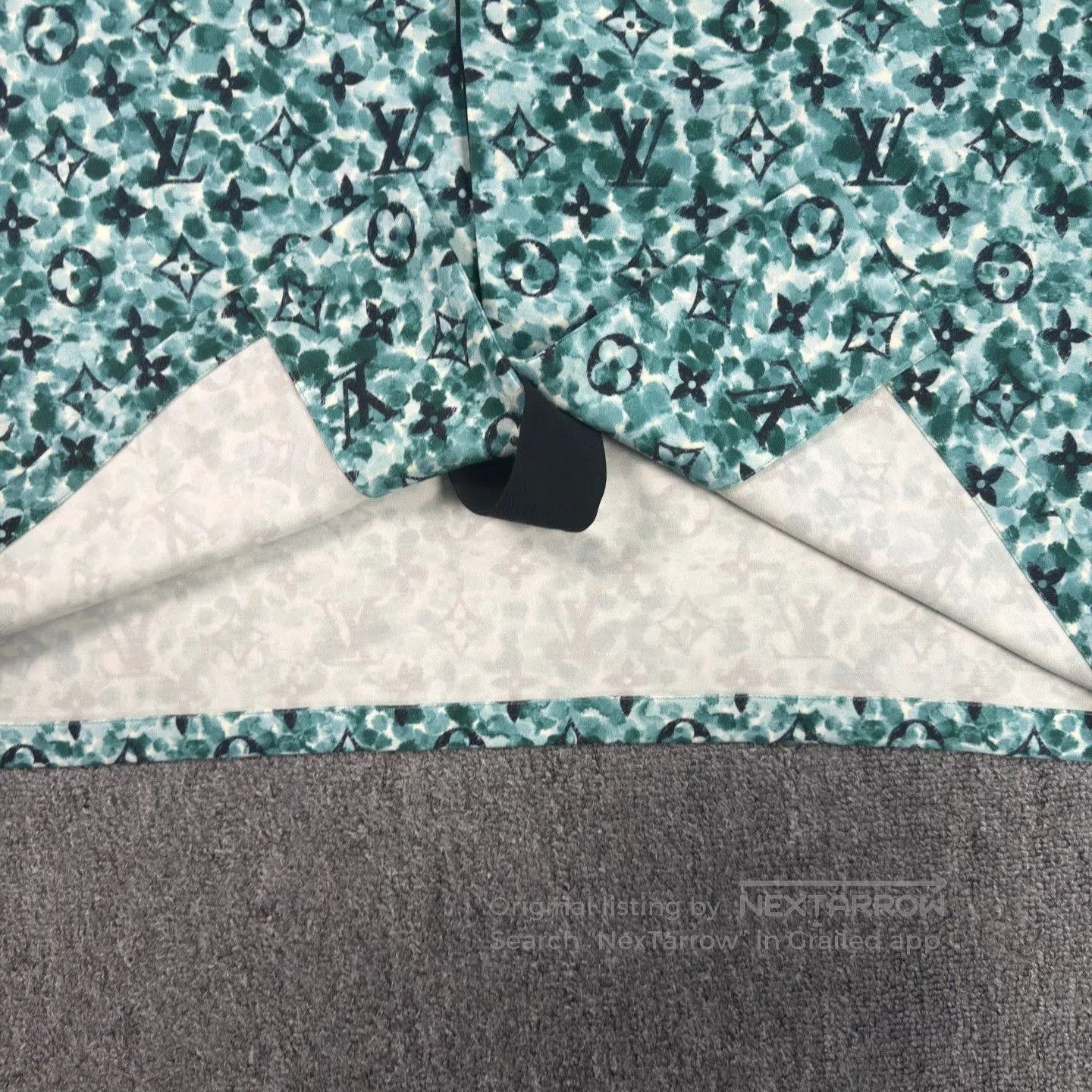 Louis Vuitton LV Green Tapestry Print Short-Sleeve Shirt. Size US XL / EU 56 / 4 - 5 Thumbnail