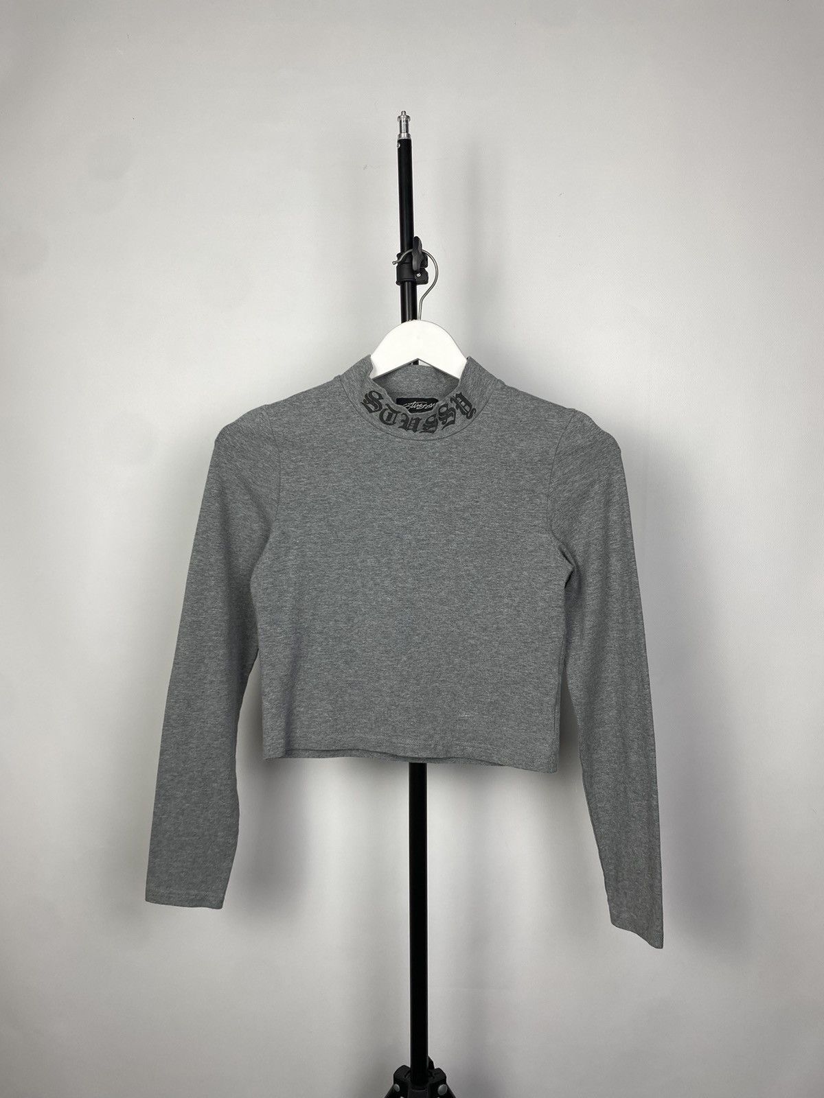Stussy × Vintage Hype Stussy Long Sleeve Cropped Neck Logo Vintage Size M / US 6-8 / IT 42-44 - 1 Thumbnail