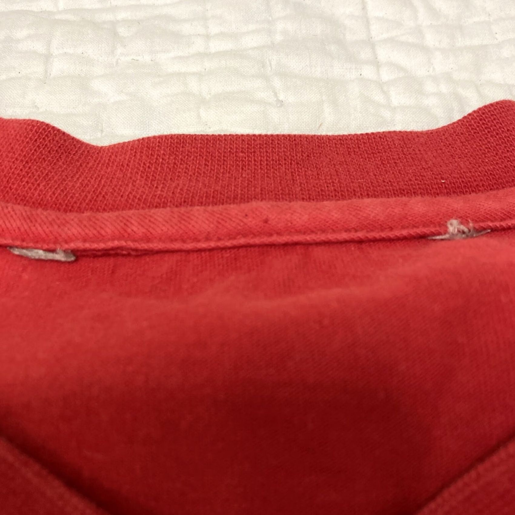 Nike VINTAGE Nike T-Shirt Red Striped Sleeves V-Neck XL Men’s 00’s Y2K Red Mens XL Shirt Size US XL / EU 56 / 4 - 3 Thumbnail