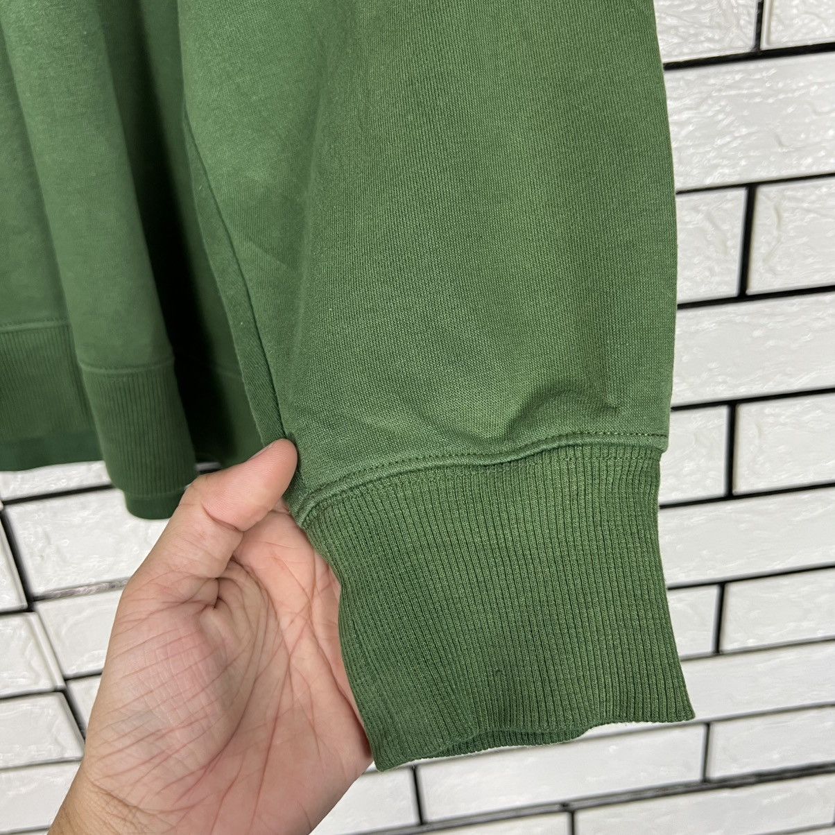 Japanese Brand KAMEN RIDER Double Rider Kick Big Logo Sweatshirt #4197-C190 Size US M / EU 48-50 / 2 - 11 Thumbnail