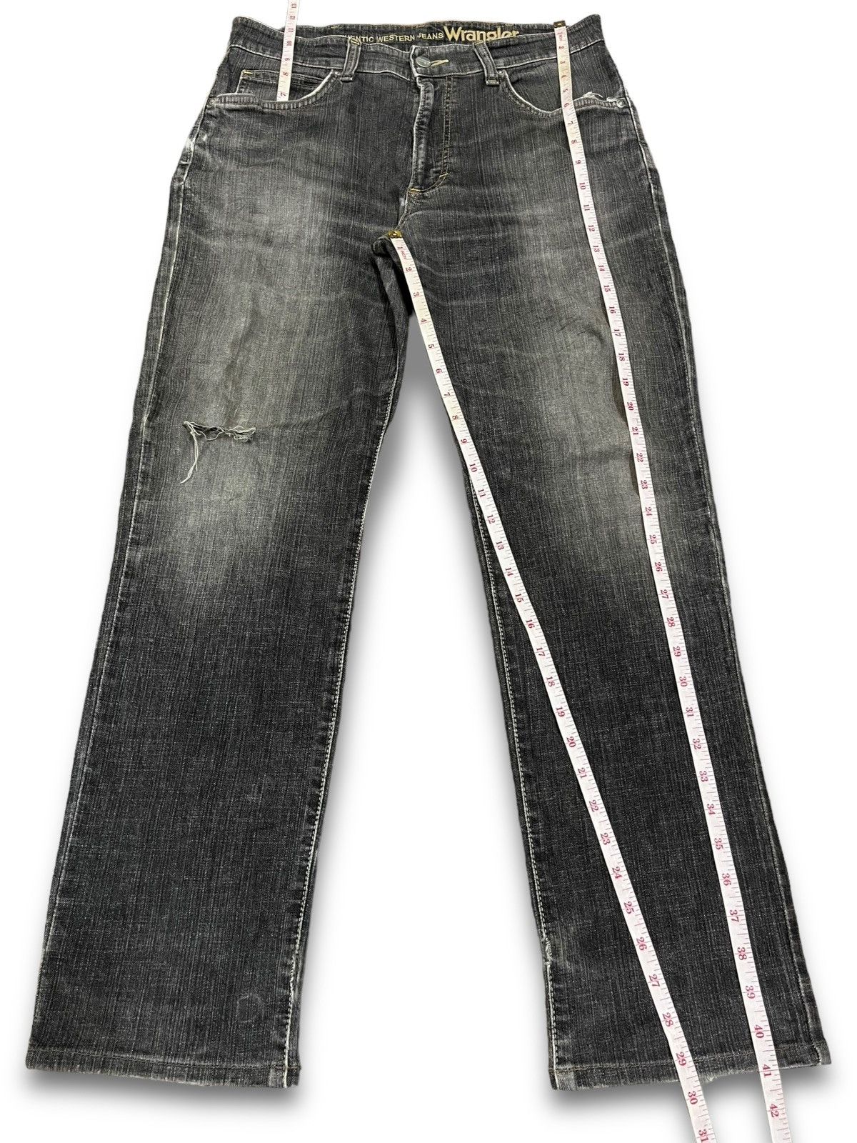 Wrangler Vintage Wrangler Fade Rip Distressed Loose Style Jeans 32x30 Size US 32 / EU 48 - 11 Thumbnail