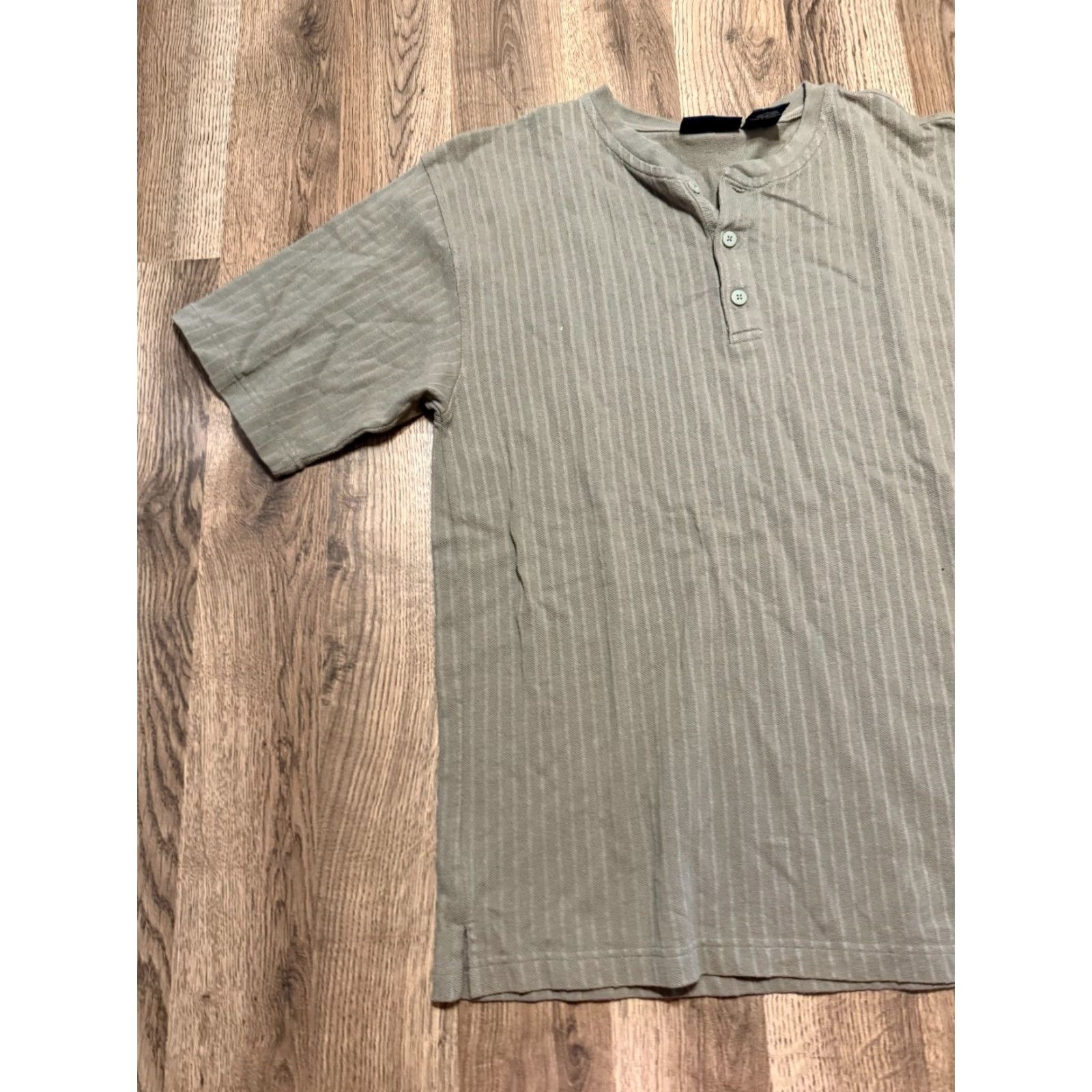 Faded Glory Faded Glory Polo Shirt Mens Medium Green Short Sleeve 1/4 Button Casual Golf Easy Care Modern Vintage: No Size US M / EU 48-50 / 2 - 3 Thumbnail