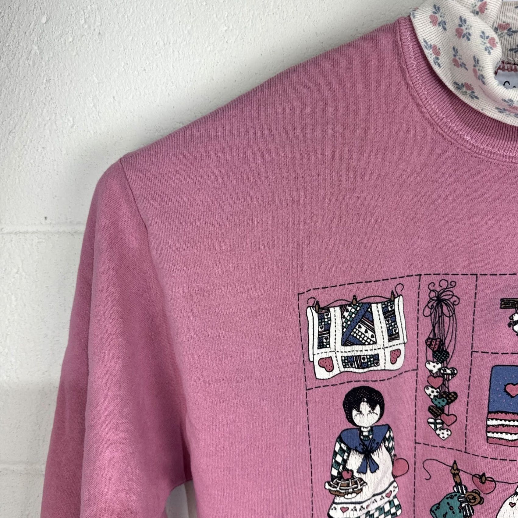 Vintage VINTAGE Gopher Sport Collared Pullover Sweatshirt Women’s USA Heart 80s 90s Retro Pink Long Sleeve Regular L Mens Womens Boys Girls Size L / US 10 / IT 46 - 6 Thumbnail